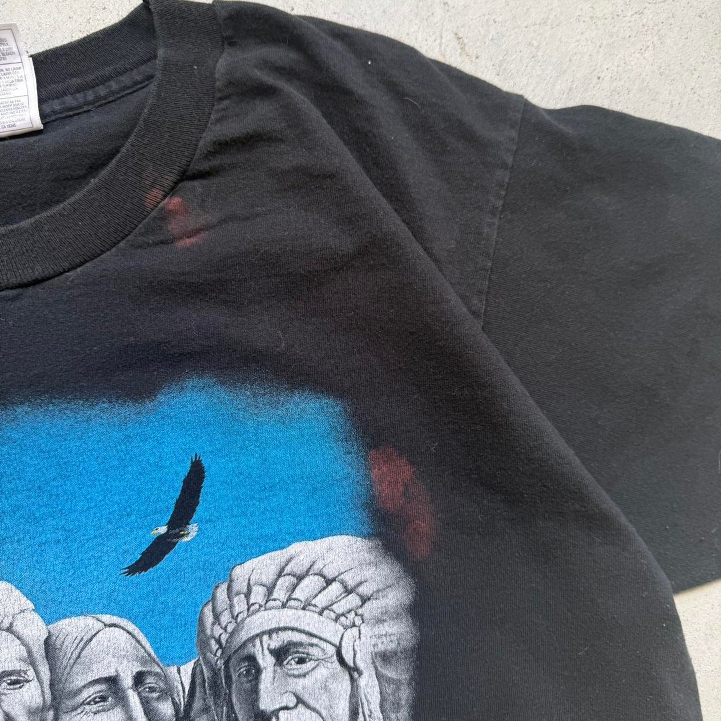 Vintage 1998 Sturgis Mount Rushmore Biker Motorcycle T-Shirt - Large