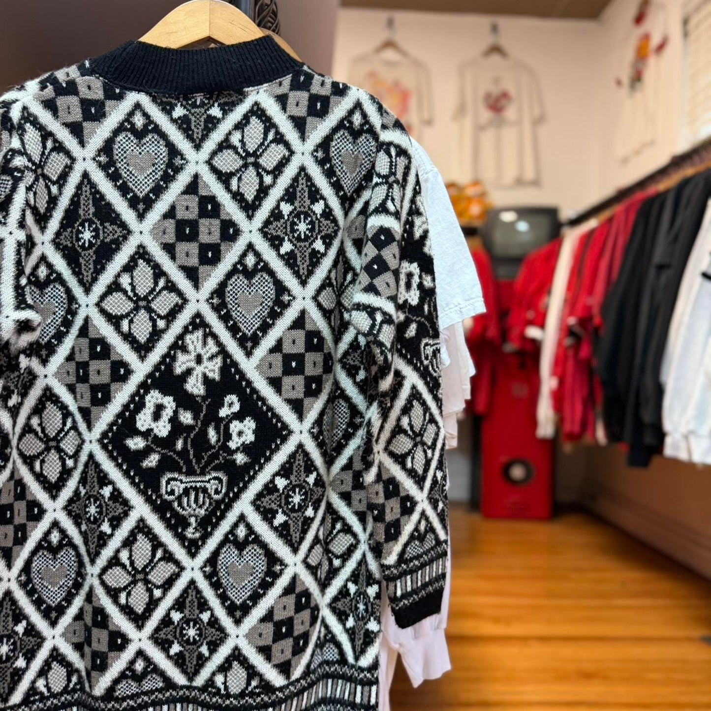 Vintage 90s Floral Flower Patterned Sweater - Medium