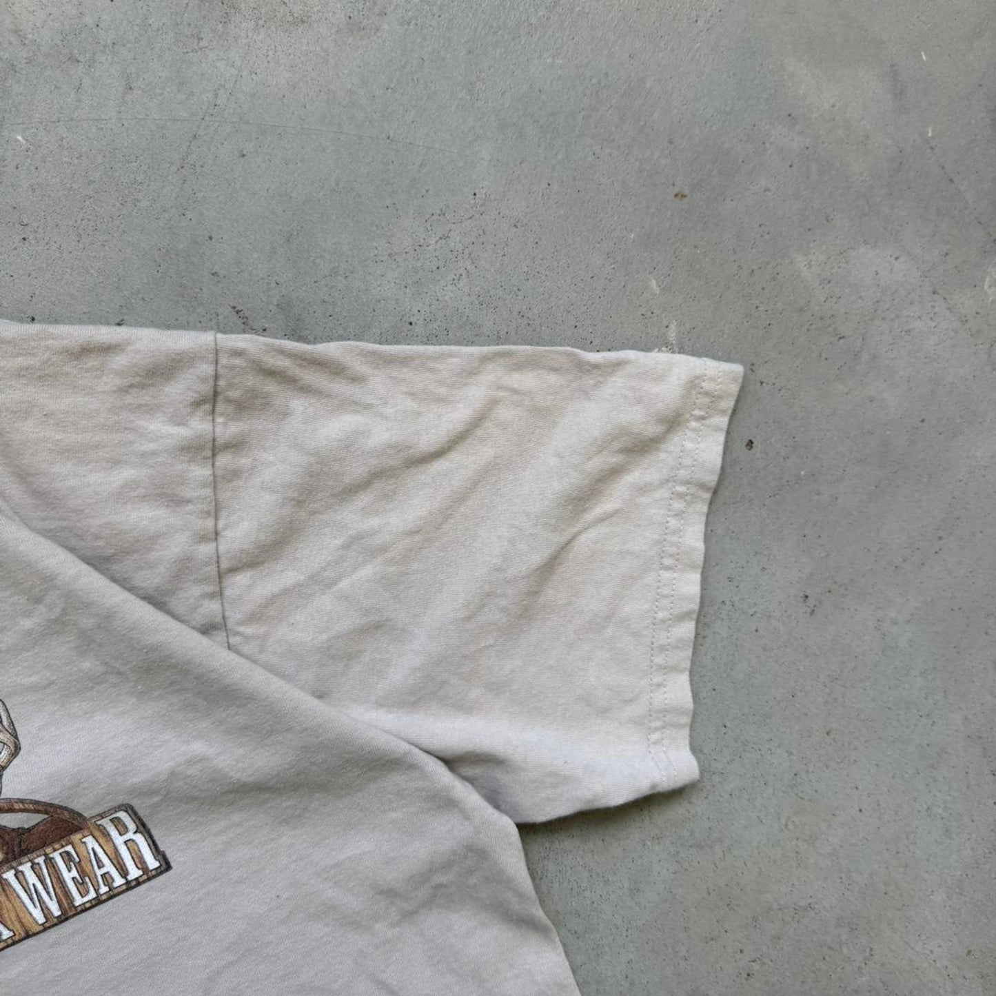 Vintage Y2K Hunter Vegetarian Humor Hunting T-Shirt - Large