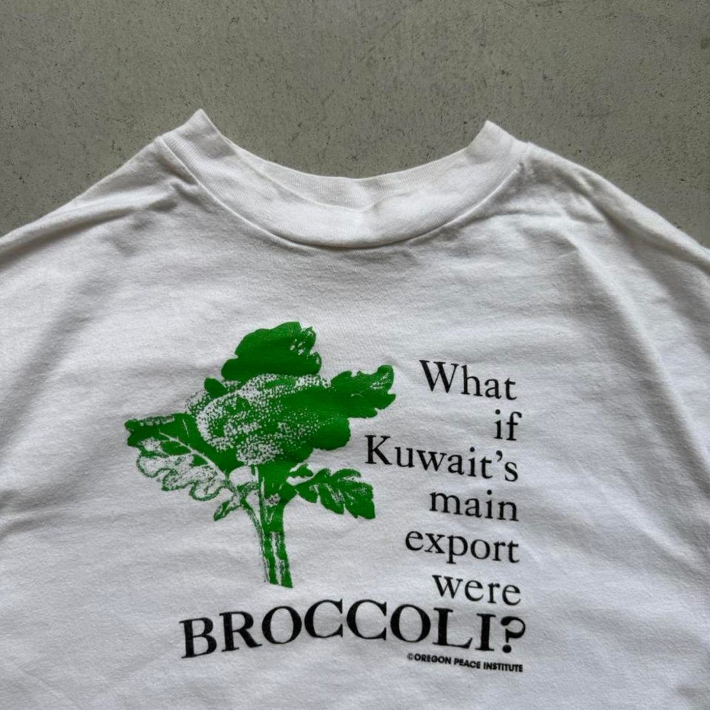 Vintage 90s What if Kuwaits Main Export Were Broccoli T-Shirt - Large