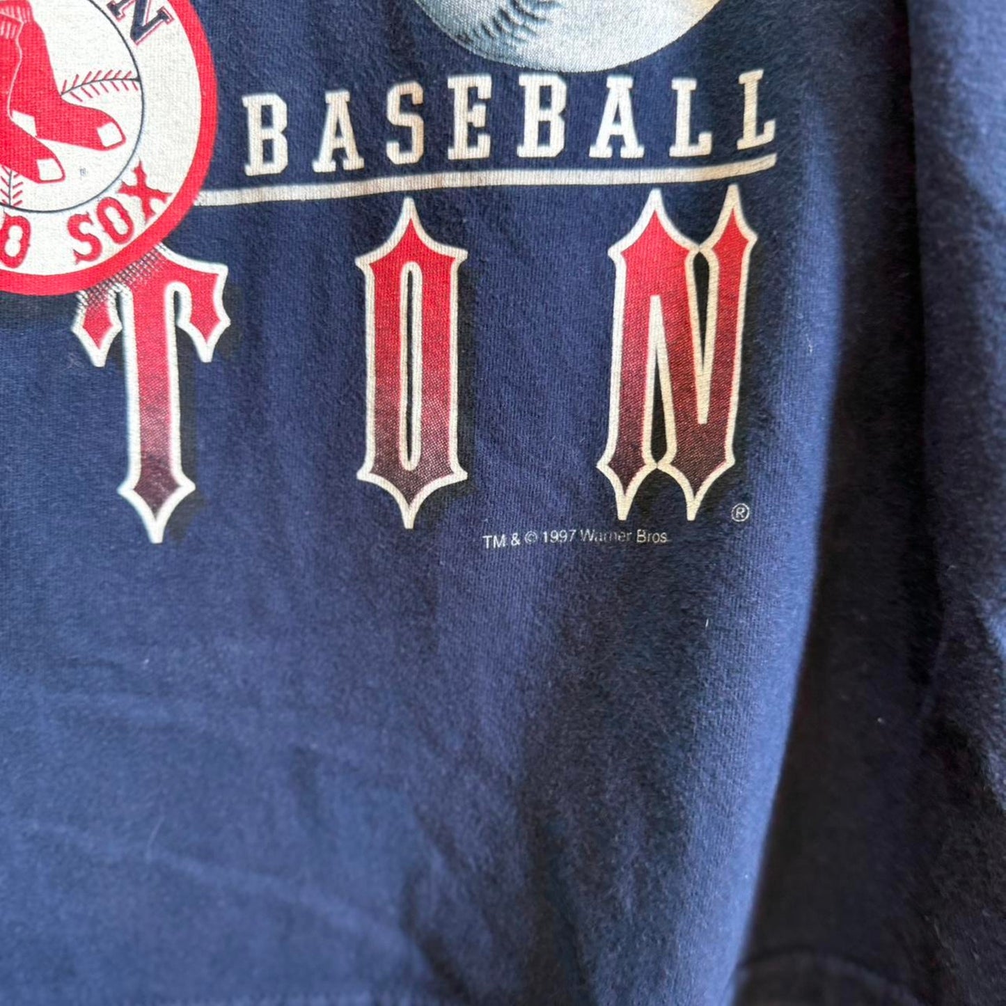 Vintage 90s Boston Red Sox Taz Looney Tunes Baseball T-Shirt