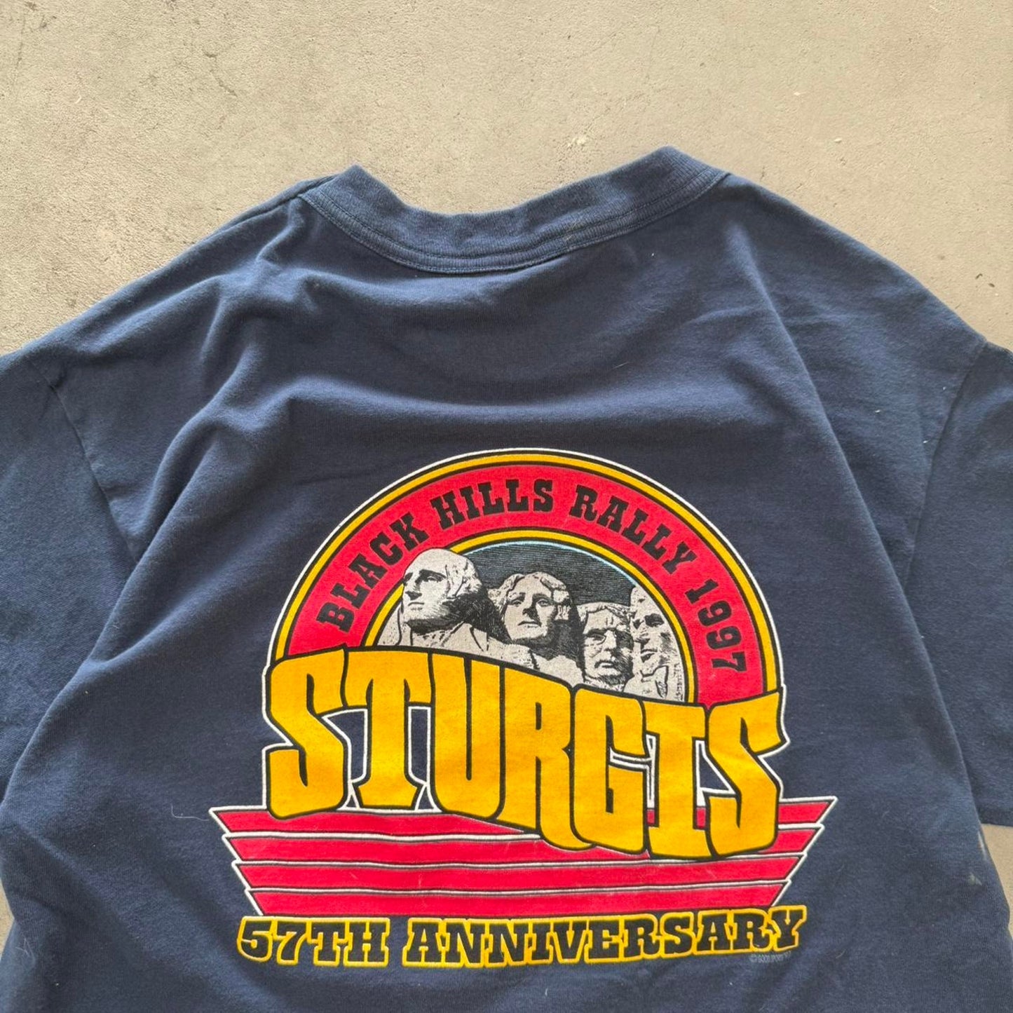 Vintage 1997 Sturgis Black Hills Rally Cow Skull Biker T-Shirt - Large