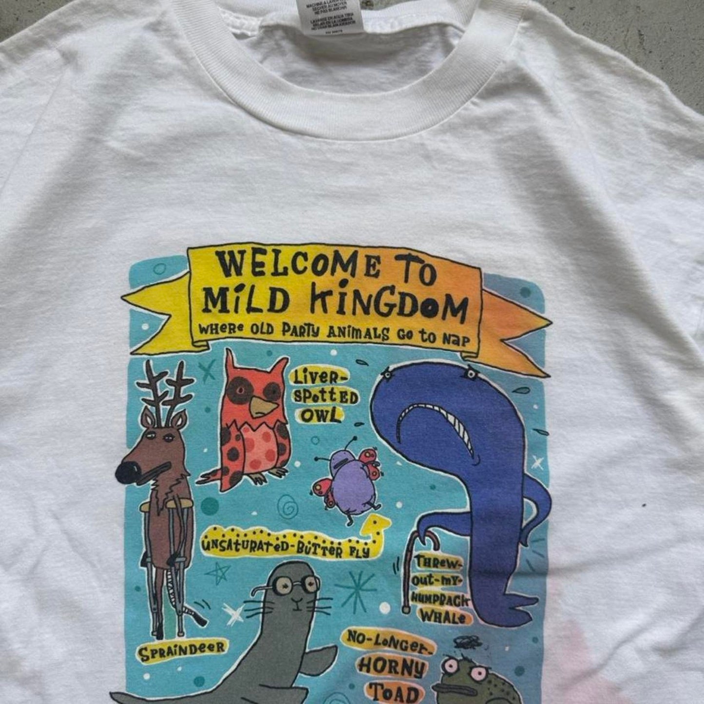 Vintage 90s Mild Kingdom Animal Cartoon Humor Funny T-Shirt - Large