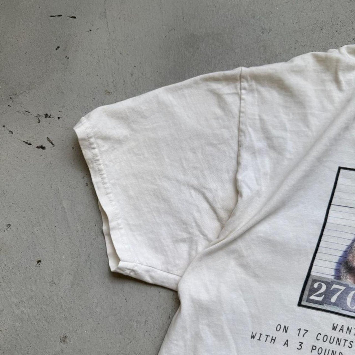 Vintage Y2K Squirrel Mugshot Animal Humor T-Shirt - X-Large
