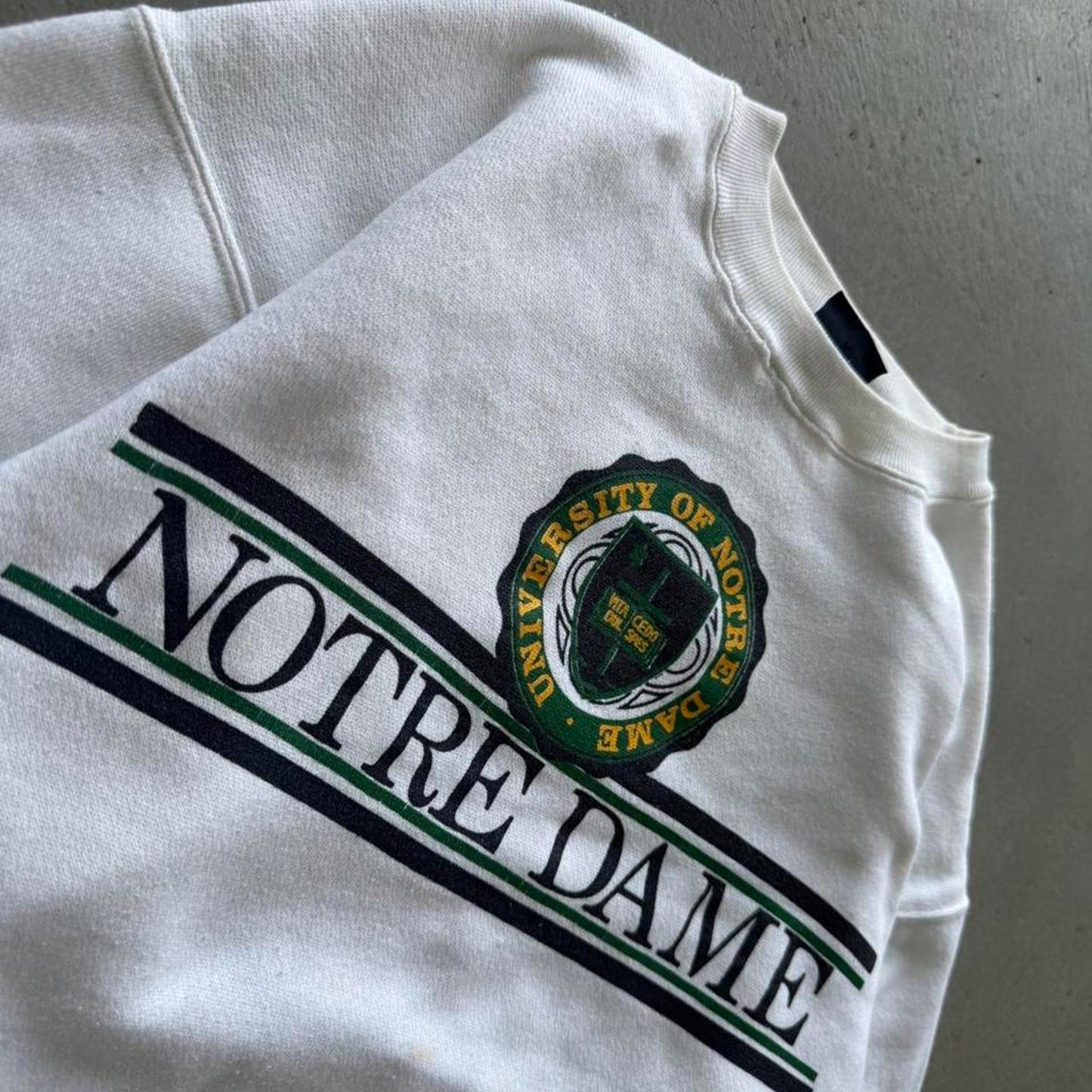 Vintage 90s Notre Dame Fighting Irish College Crewneck - Medium