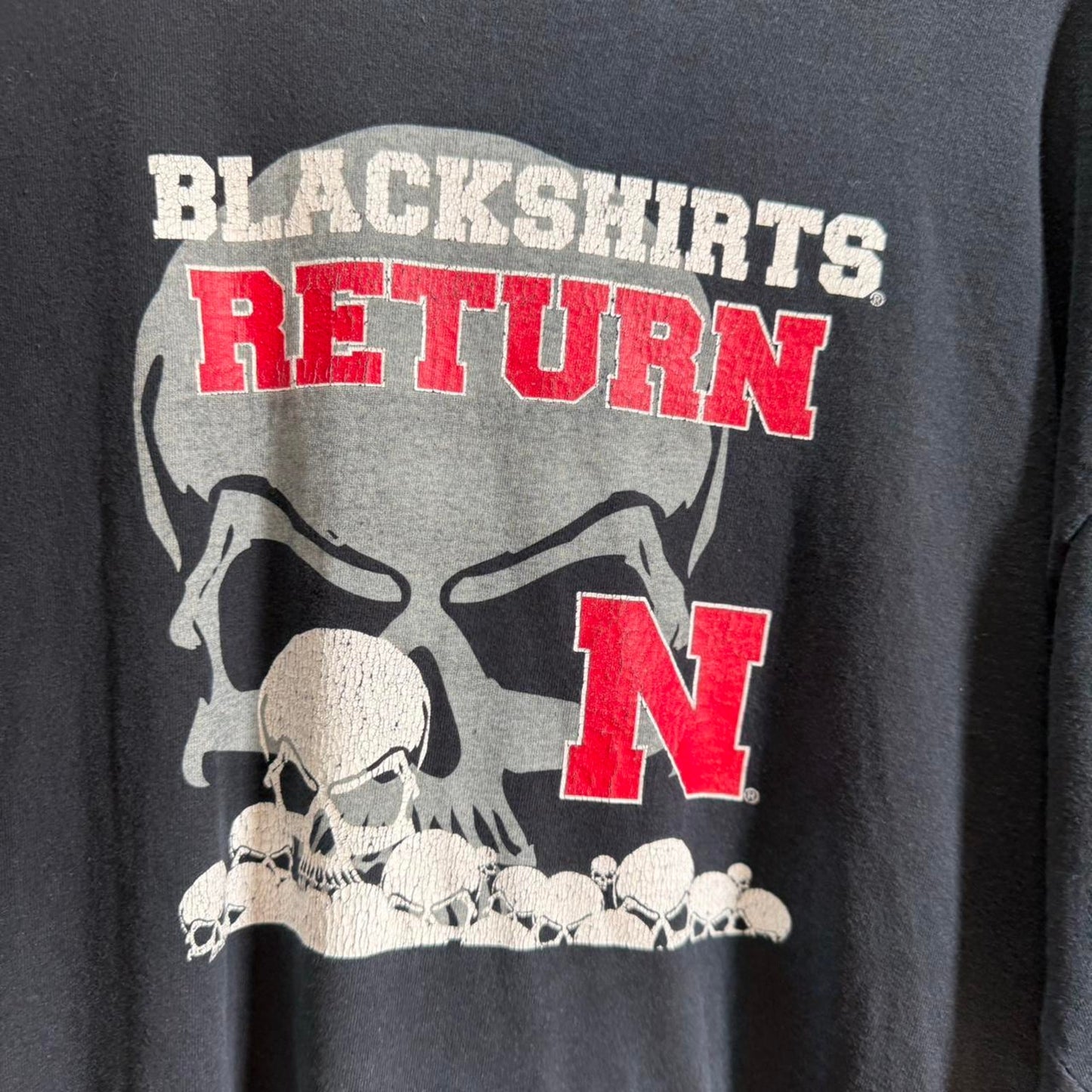 Vintage Y2K Nebraska Huskers Skull Blackshirts Football T-Shirt