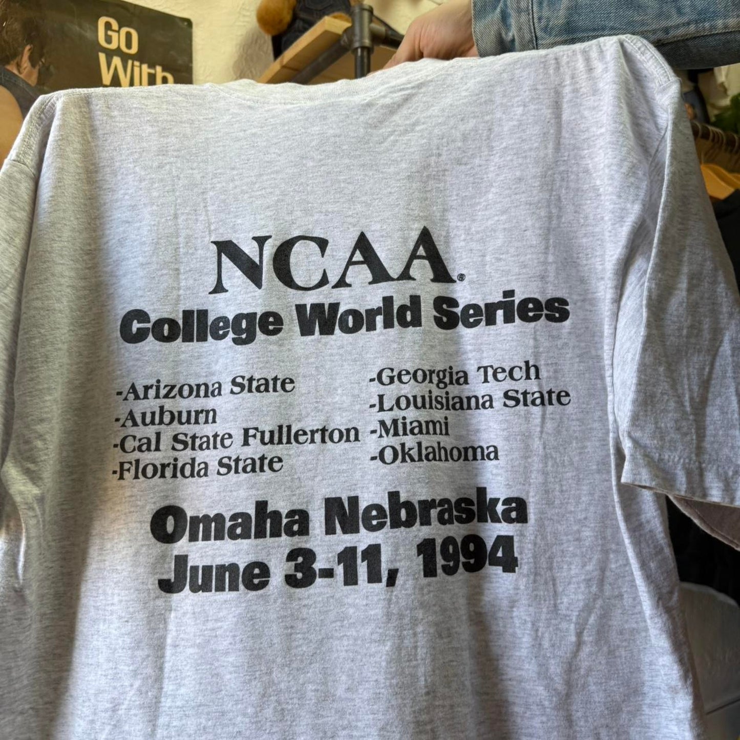 Vintage 90s NCAA College World Series CWS Baseball T-Shirt - X-Large