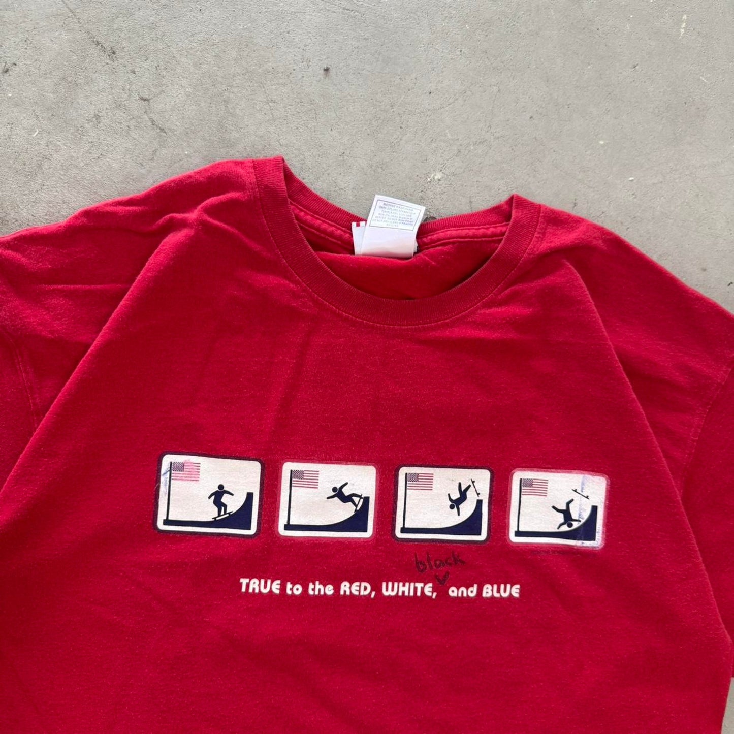 Vintage Y2K Skateboarding Skater Comic T-Shirt -Large
