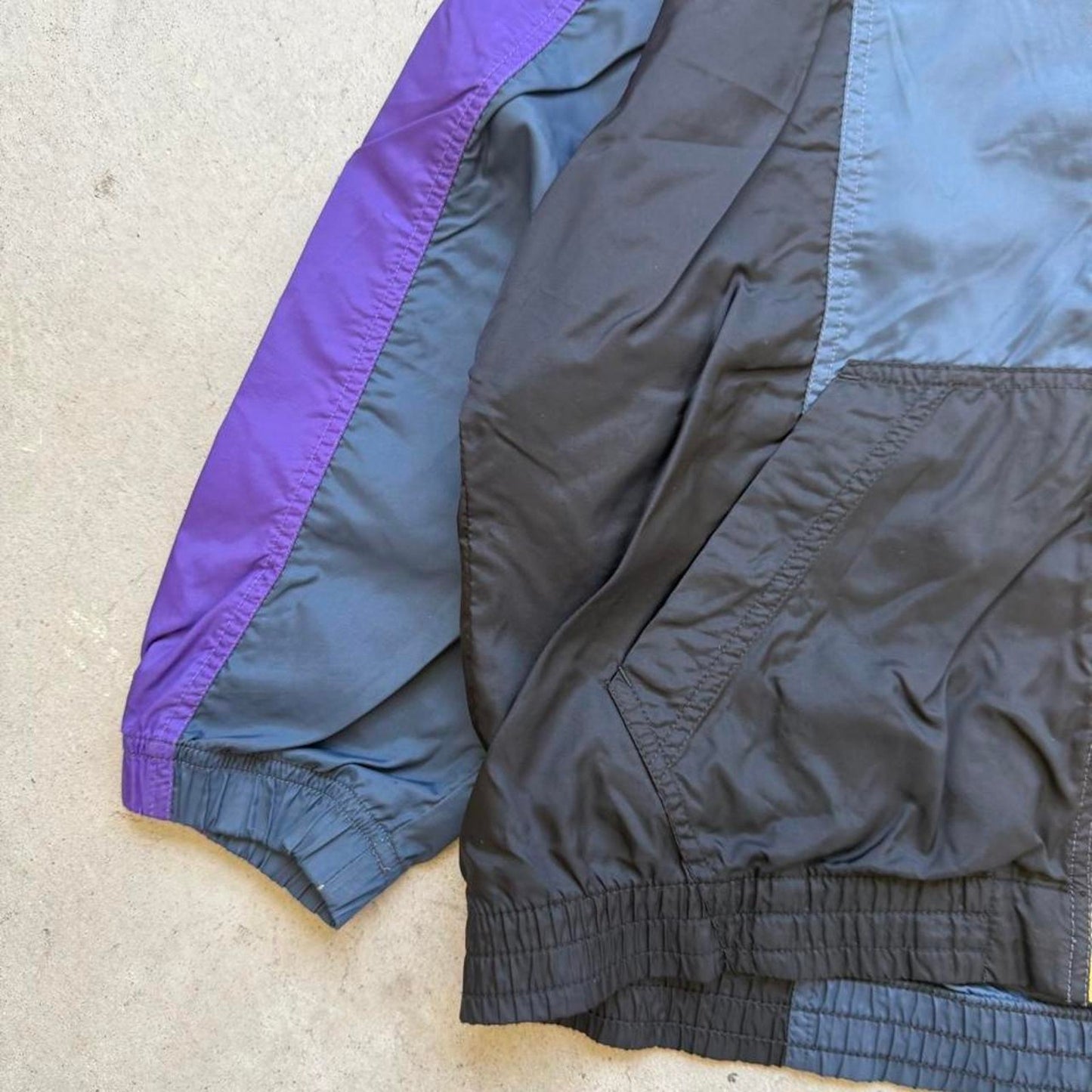 Vintage 90s Nike Side Swoosh Logo Windbreaker Jacket - Kids Medium 10/12