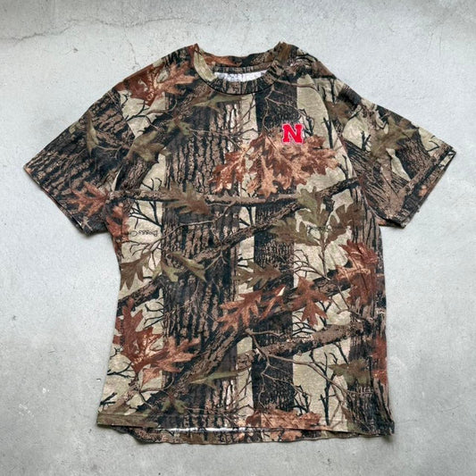 Vintage Y2K Nebraska Huskers Camo T-Shirt - X-Large