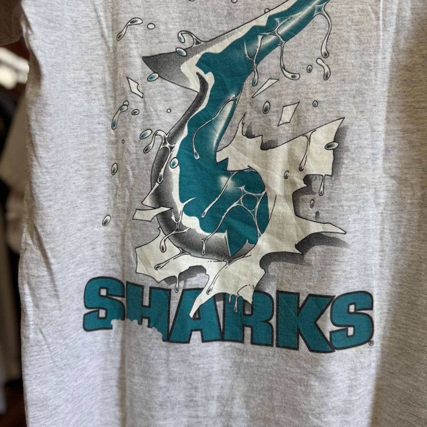 Vintage 90s San Jose Sharks Nutmeg Burst NHL T-Shirt - Large (W)