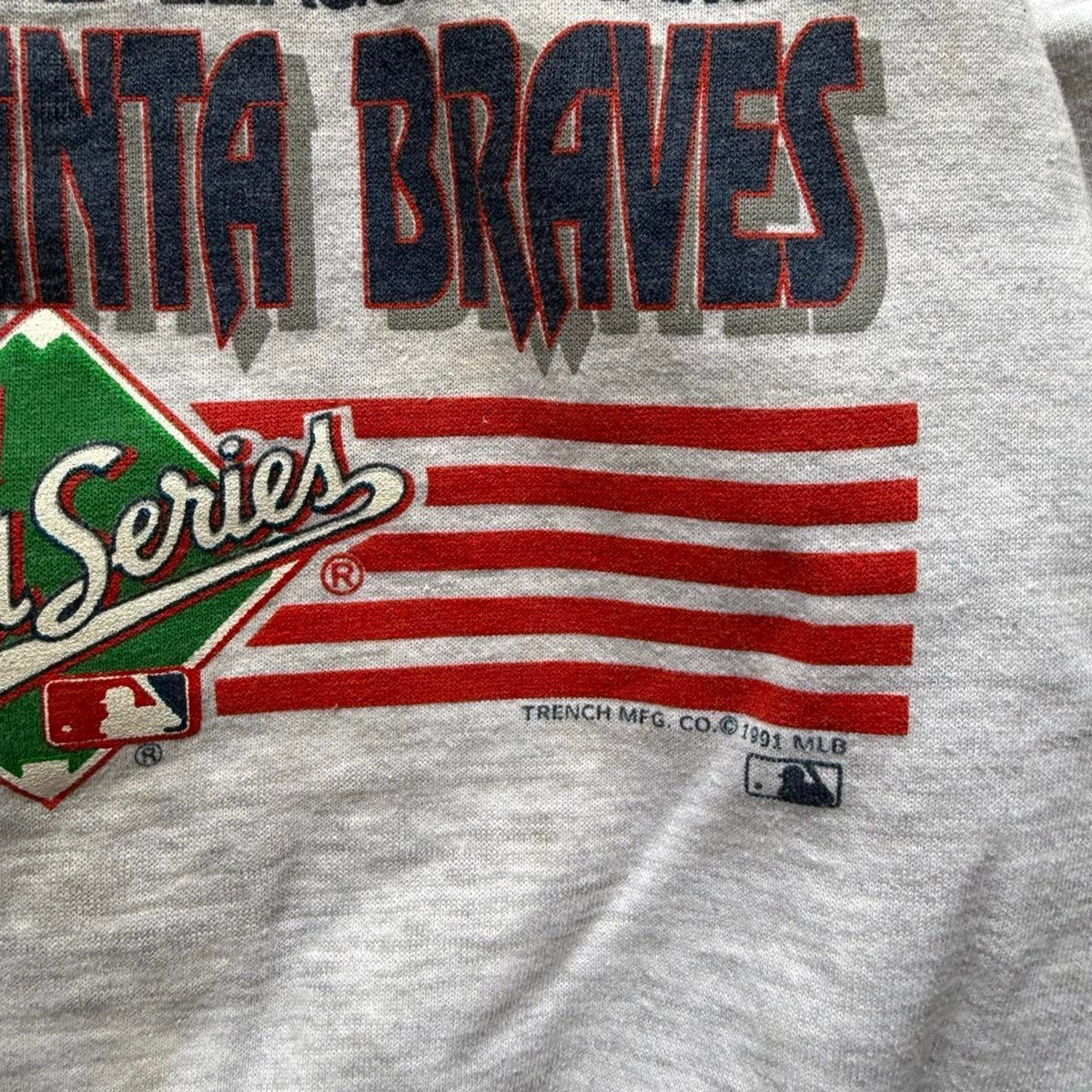 Vintage 1991 MLB Minnesota Twins Vs Atlanta Braves Distressed Crewneck - Large