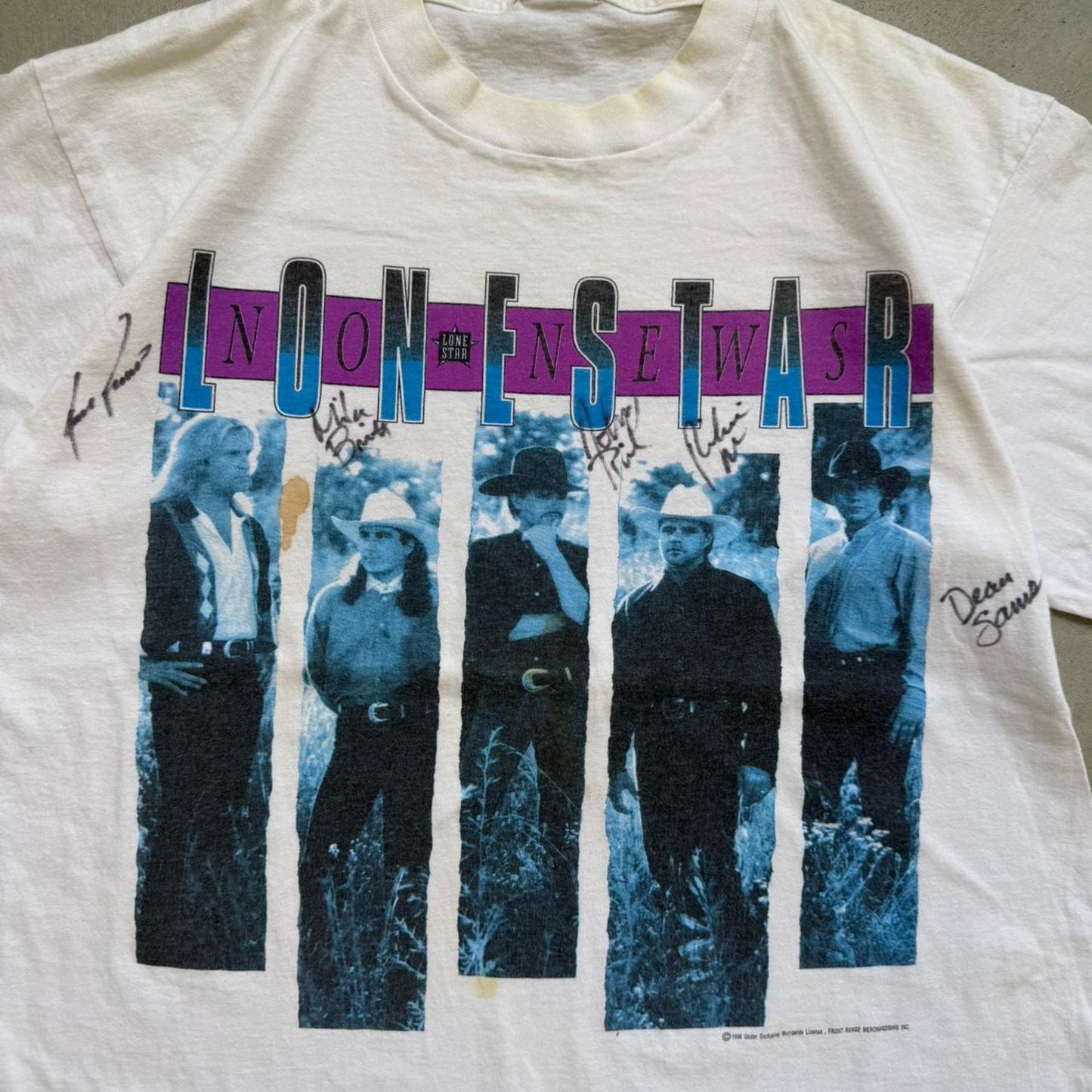 Vintage 90s Lonestar Country Band Signed Concert T-Shirt - Large