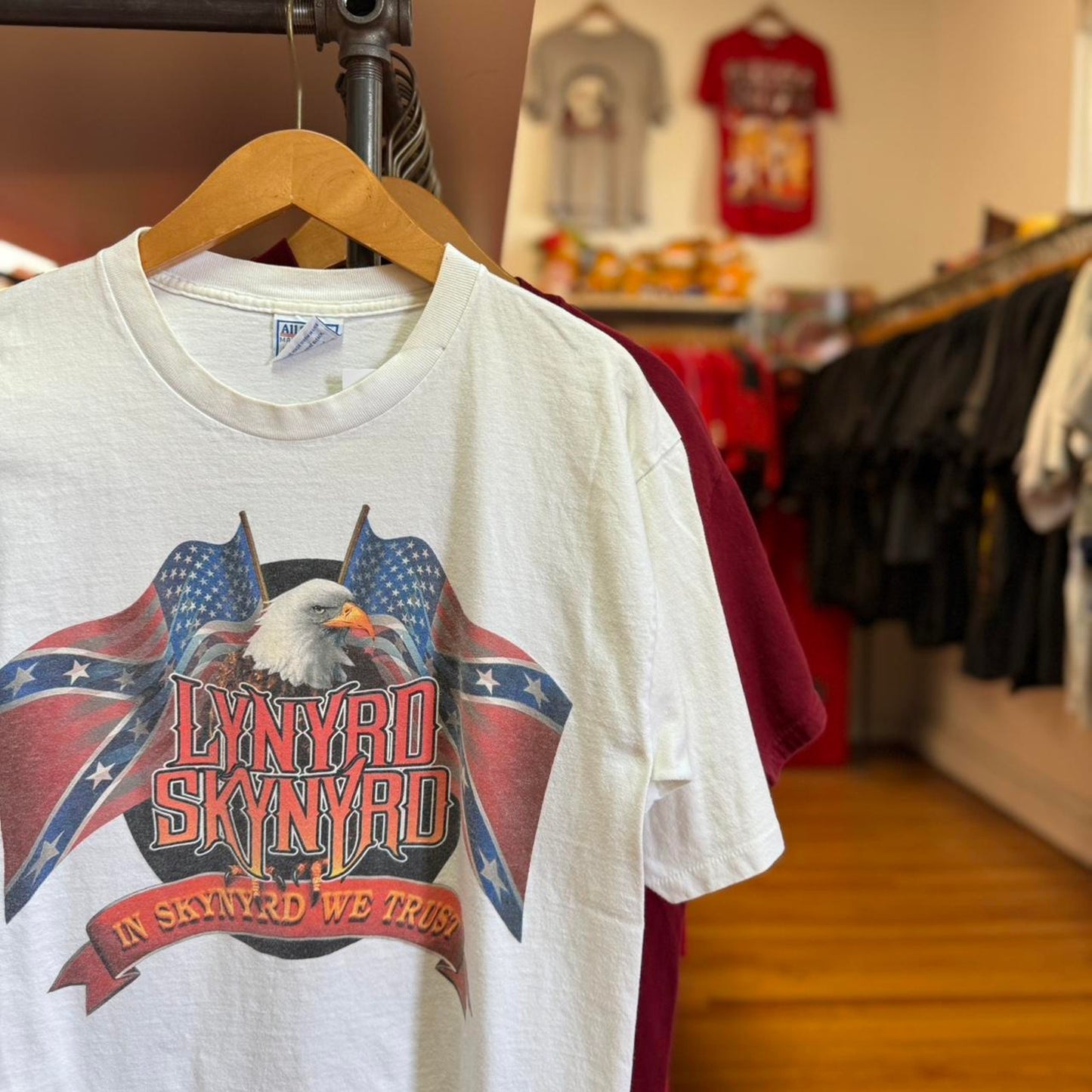 Vintage 2001 Lynyrd Skynrd Back to the Swamp Band Concert T-Shirt