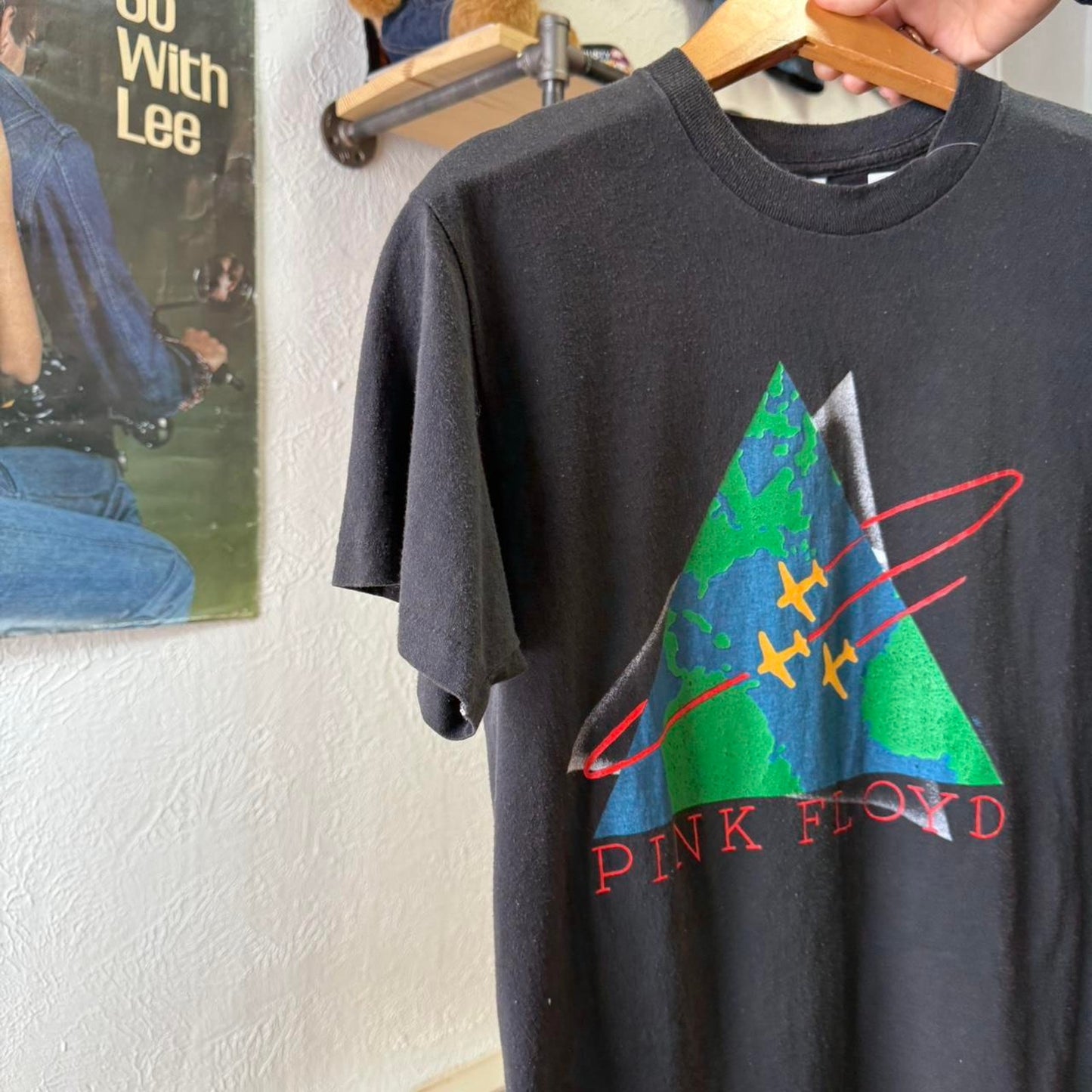 Vintage 1987 Pink Floyd World Tour Band T-Shirt - Large