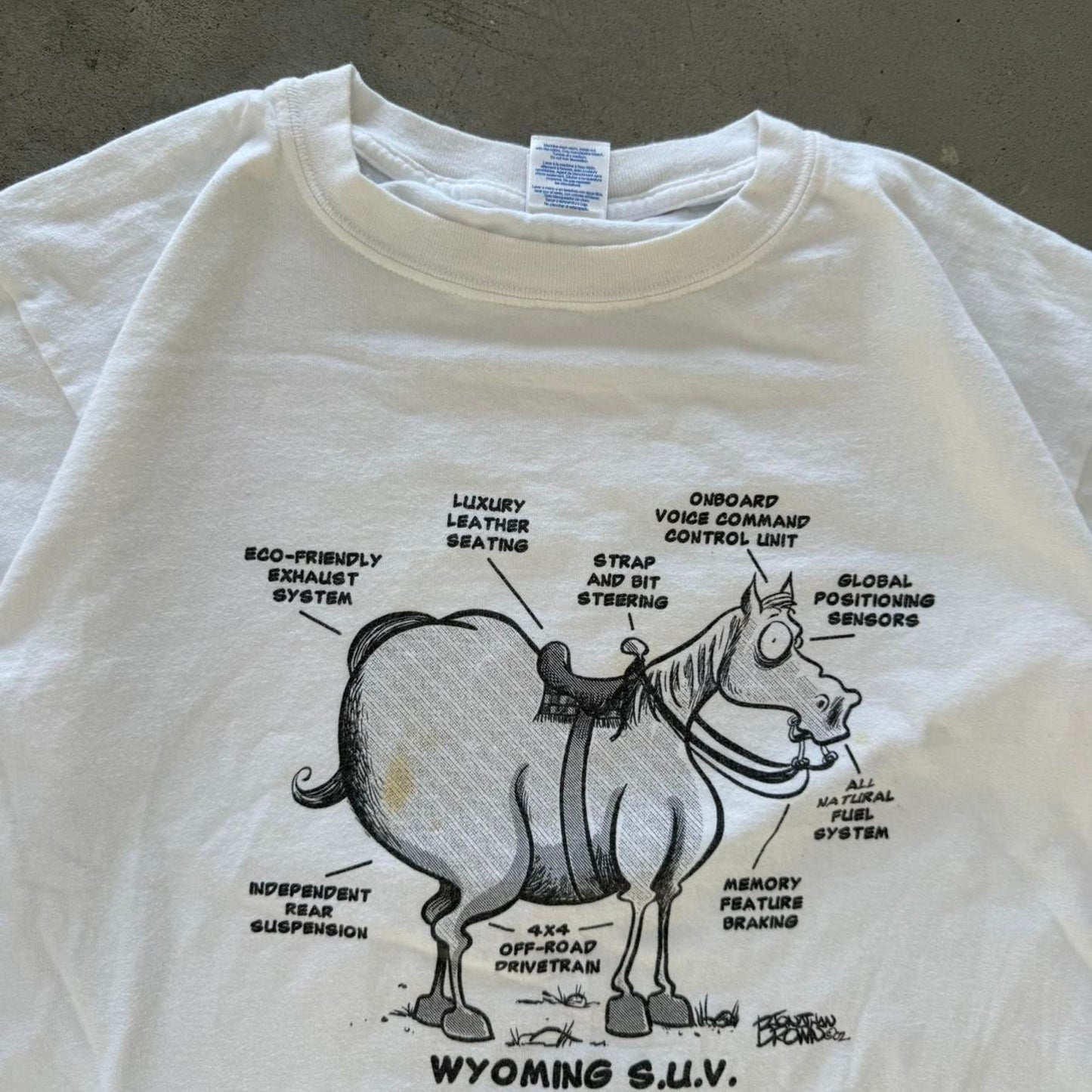 Vintage Y2K Wyoming SUV Horse Cartoon Humor T-Shirt - Large