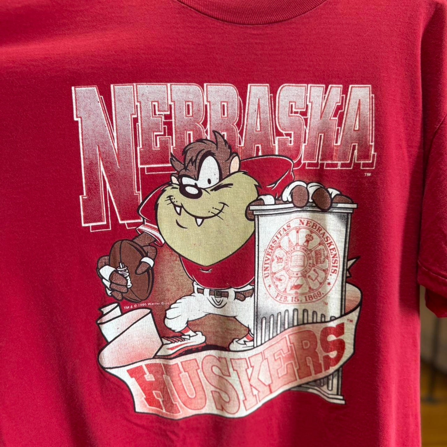 Vintage 90s Nebraska Huskers Taz Looney Tunes T-Shirt