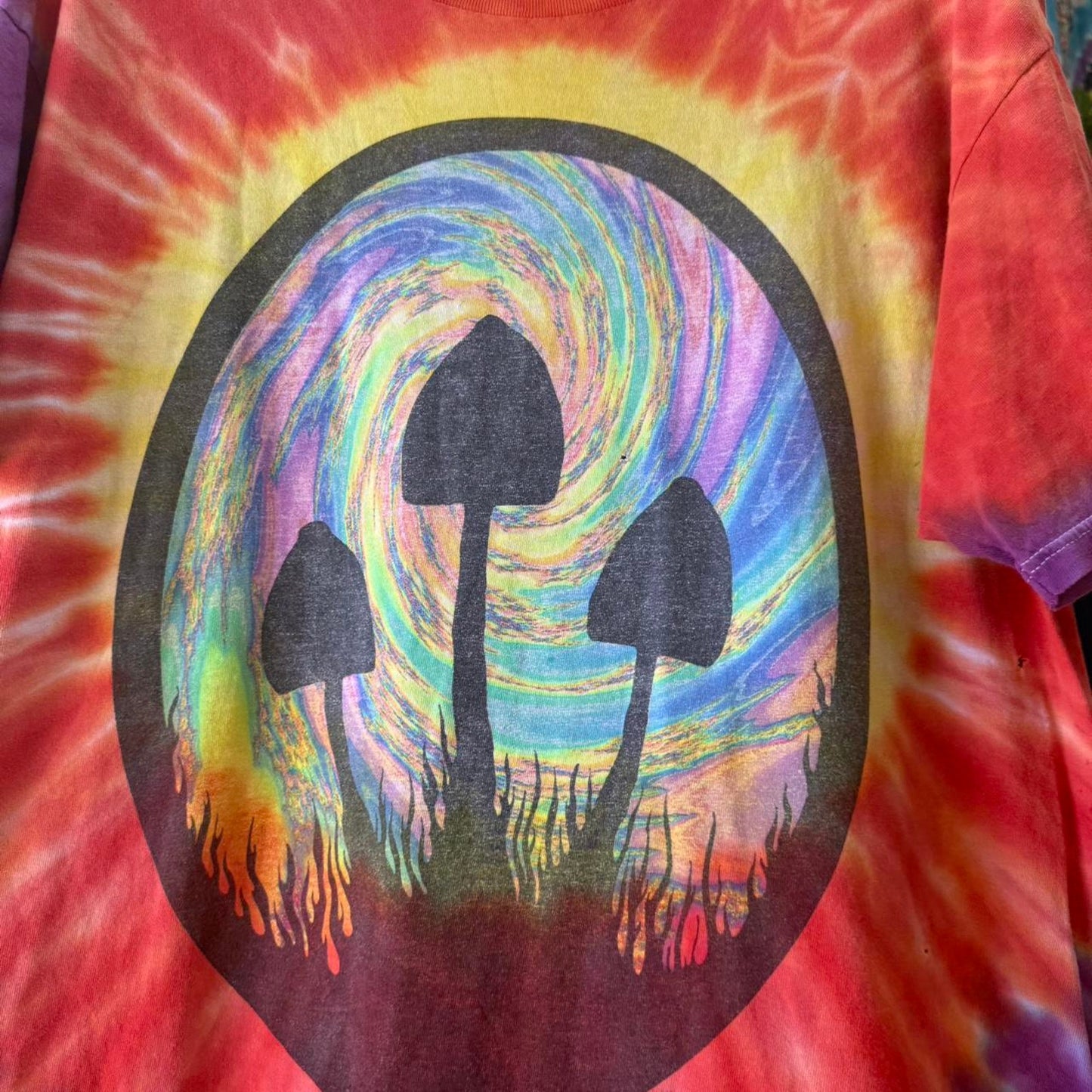 Vintage 90s Tie Dye Mushrooms Shroom Fractal T-Shirt - X-Large