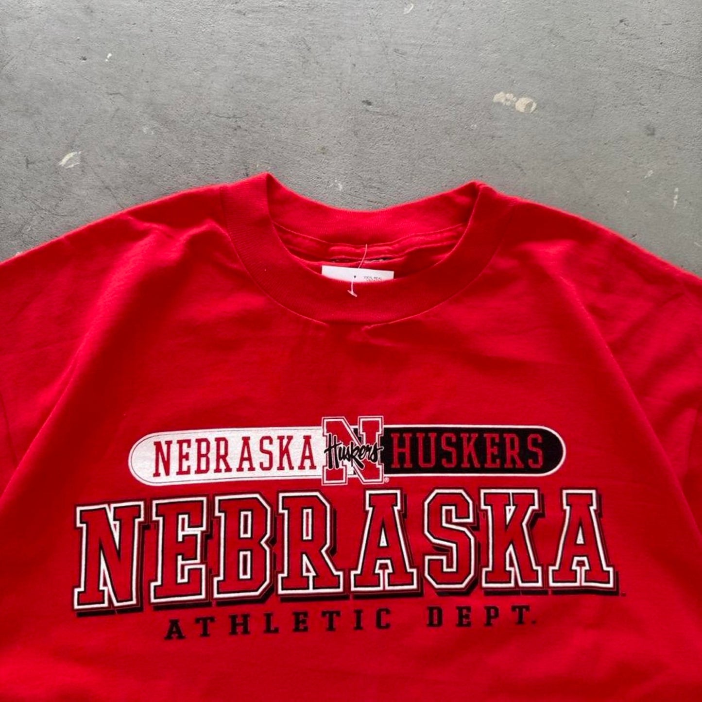 Vintage 90s Nebraska Huskers Athletic Dept T-Shirt - Large