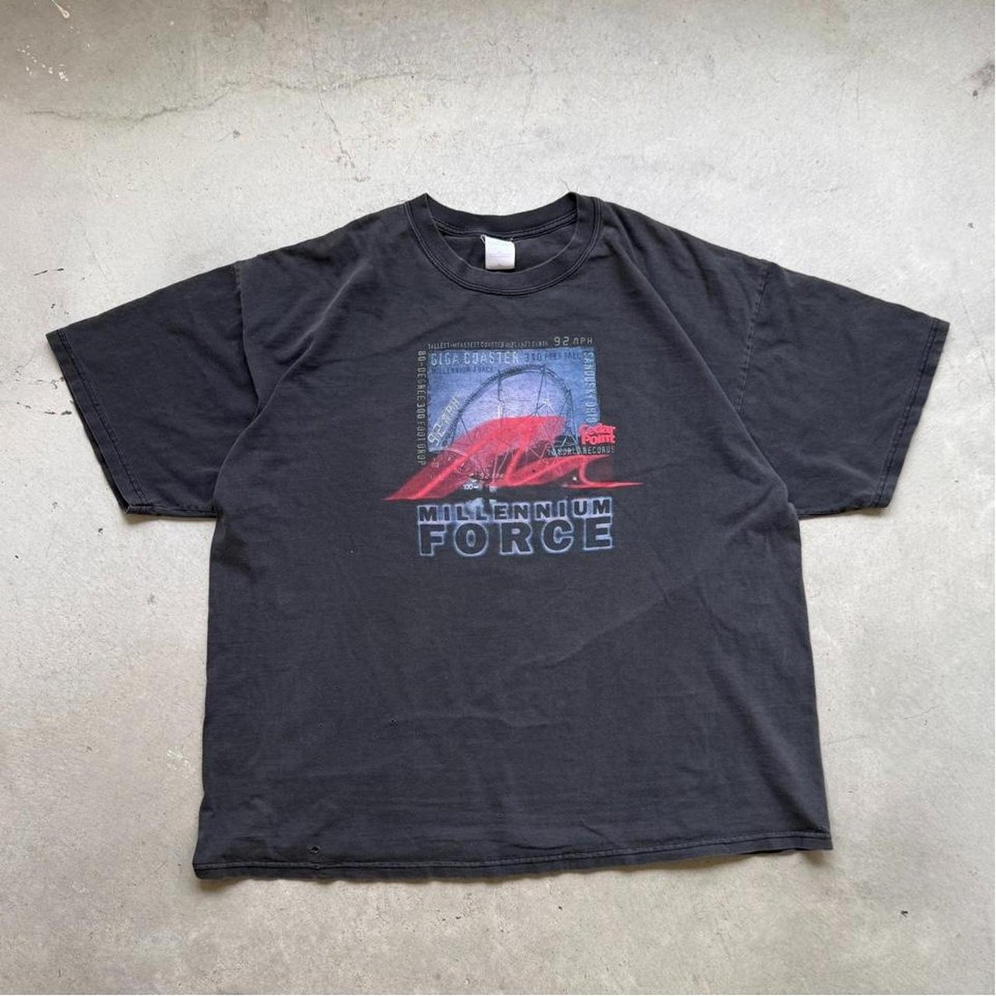 Vintage Millennium Force Rollercoaster Cedar Point T-Shirt - XX-Large