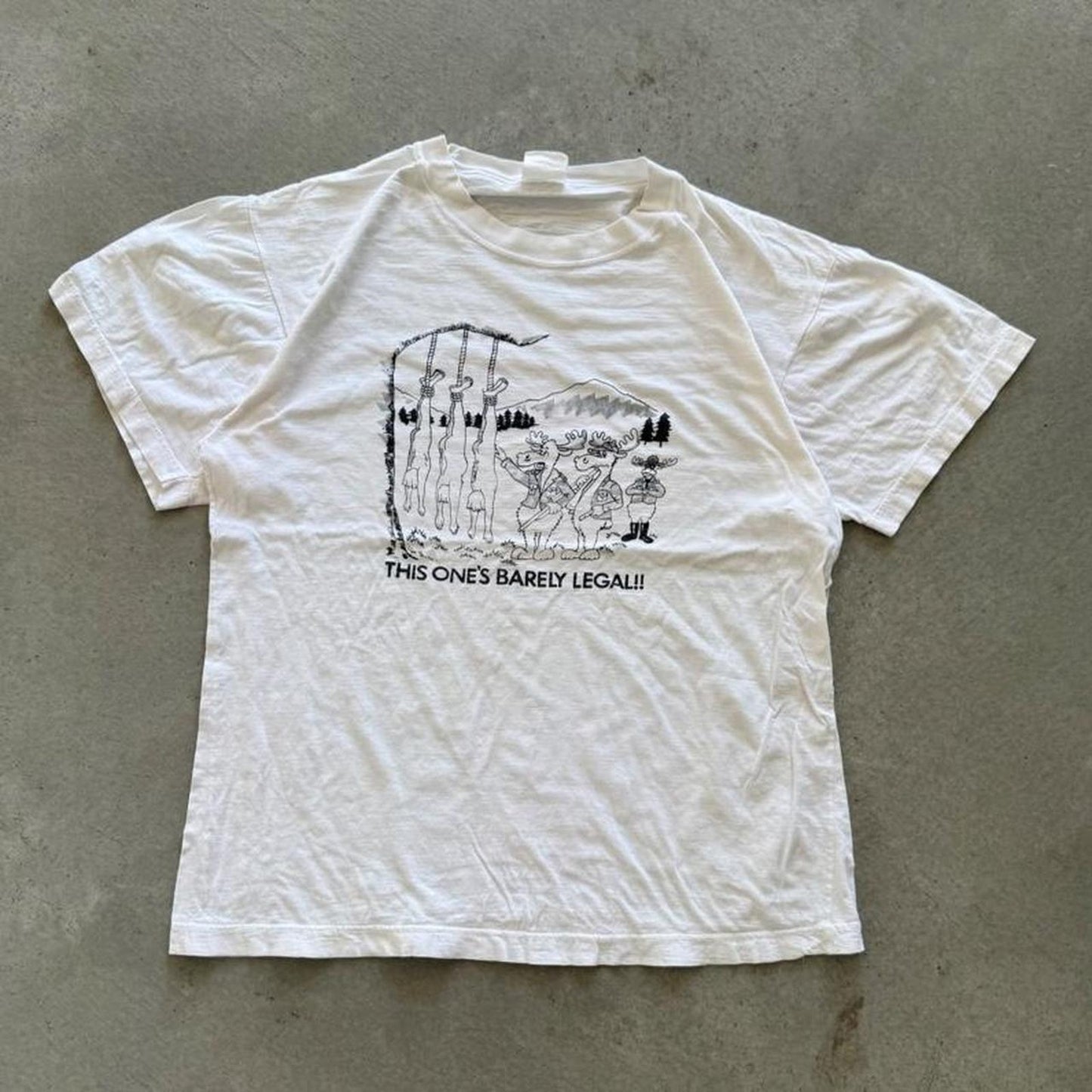 Vintage 90s This One’s Barely Legal Hunting Parody Comic T-Shirt - Large