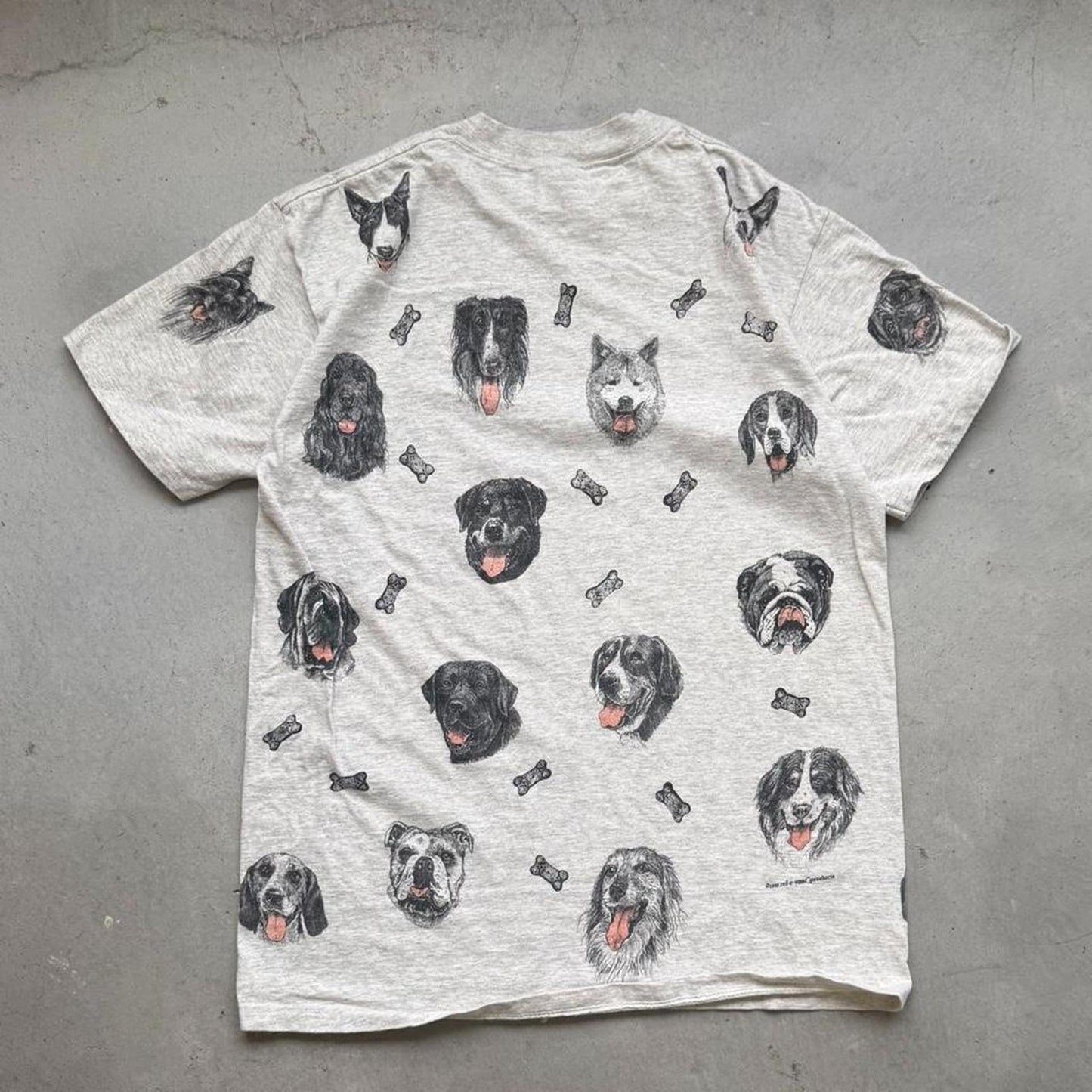 Vintage 90s Dog Animal All Over Print T-Shirt - Large