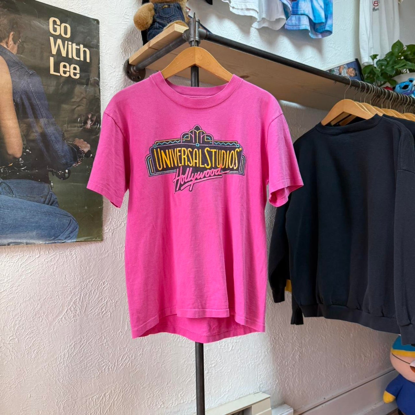 Vintage 90s Universal Studios Hollywood Logo t-Shirt - Medium