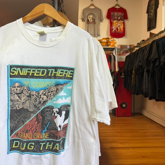 Vintage 90s Big Dogs Sniffed There Mount Rushmore T-Shirt