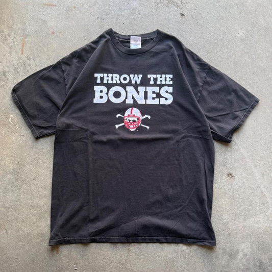 Vintage 2008 Throw the Bones Bo Pelini Blackshirts Nebraska Huskers T-Shirt - X-Large
