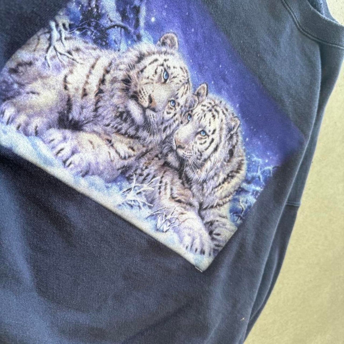 Vintage 90s White Tiger Animal Nature Crewneck - X-Large