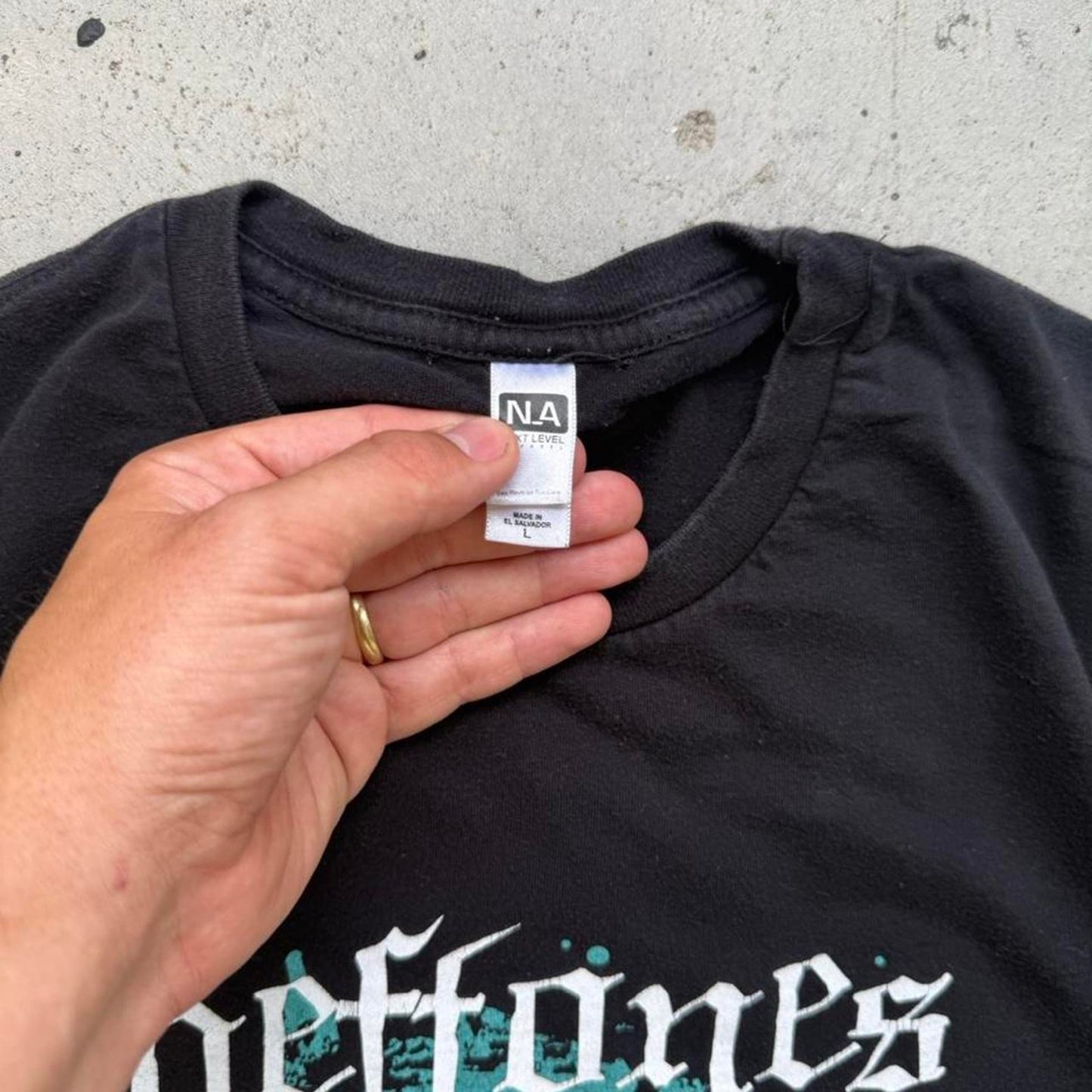 Vintage Deftones Skeleton Band T-Shirt - Large