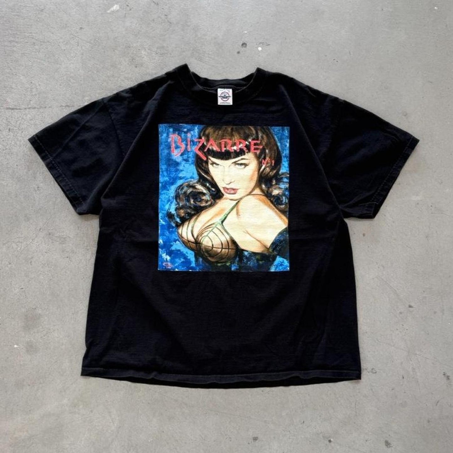 Vintage 90s Bettie Page Bizarre No. 1 Pin Up Girl T-Shirt - X-Large