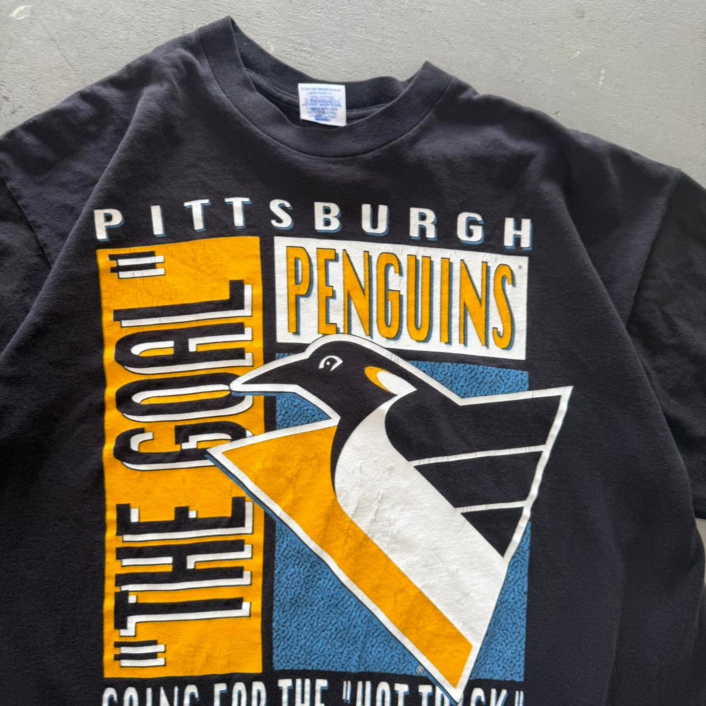 Vintage 90s Pittsburgh Penguins The Goal NHL T-Shirt - Large
