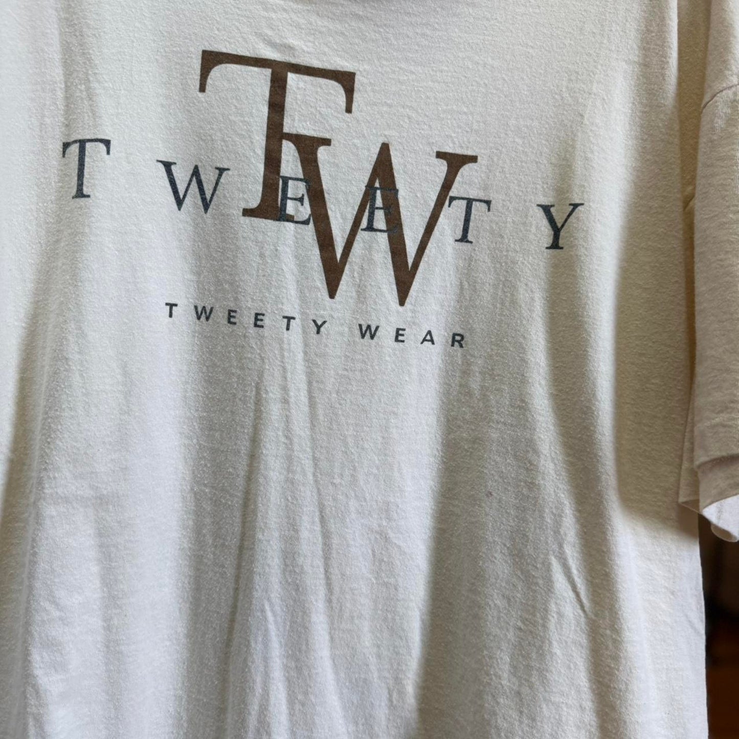 Vintage 90s Tweety Calvin Klein Looney Tunes Cartoon T-Shirt