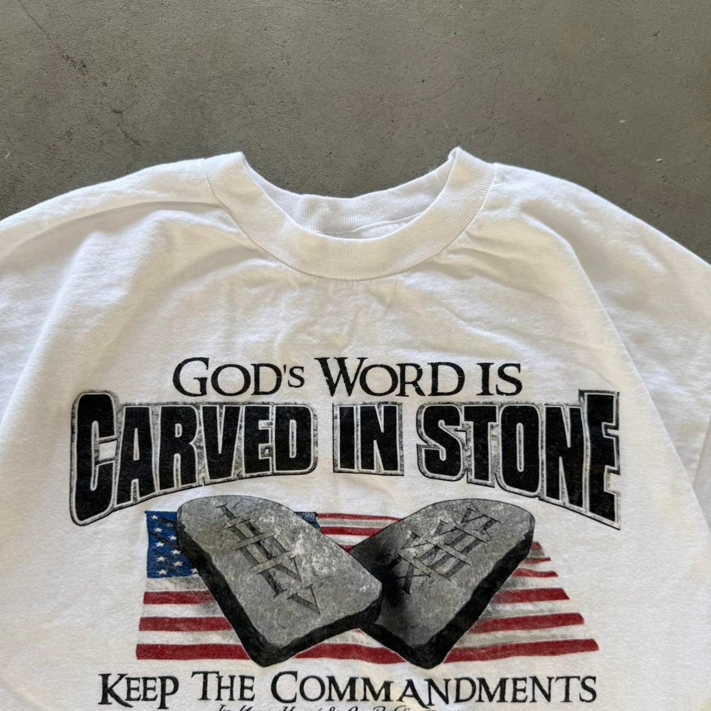 Vintage Y2K Gods Word is Carved in Stone Jesus T-Shirt - Large