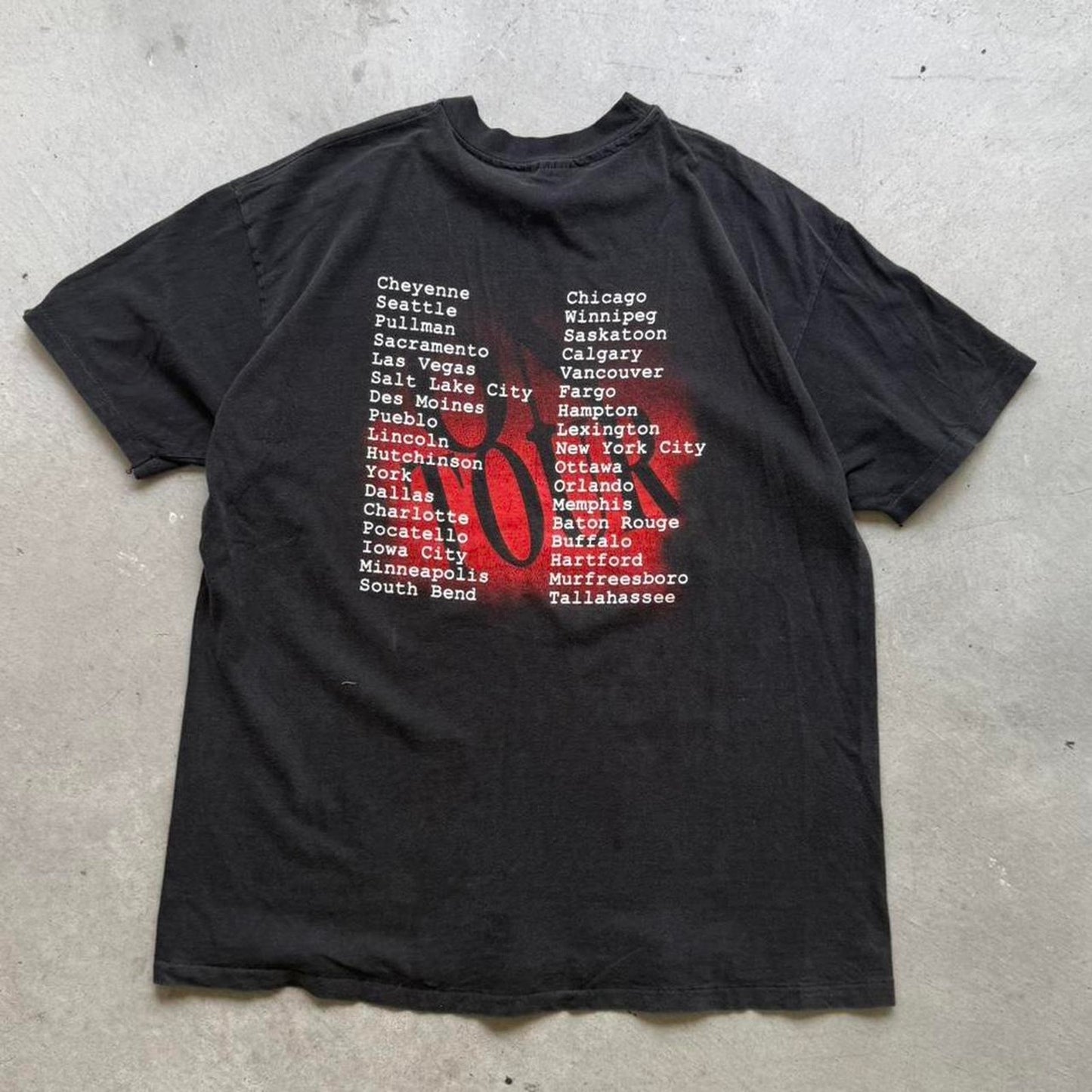 Vintage 90s Garth Brooks On Tour Country Band Music T-Shirt - X-Large
