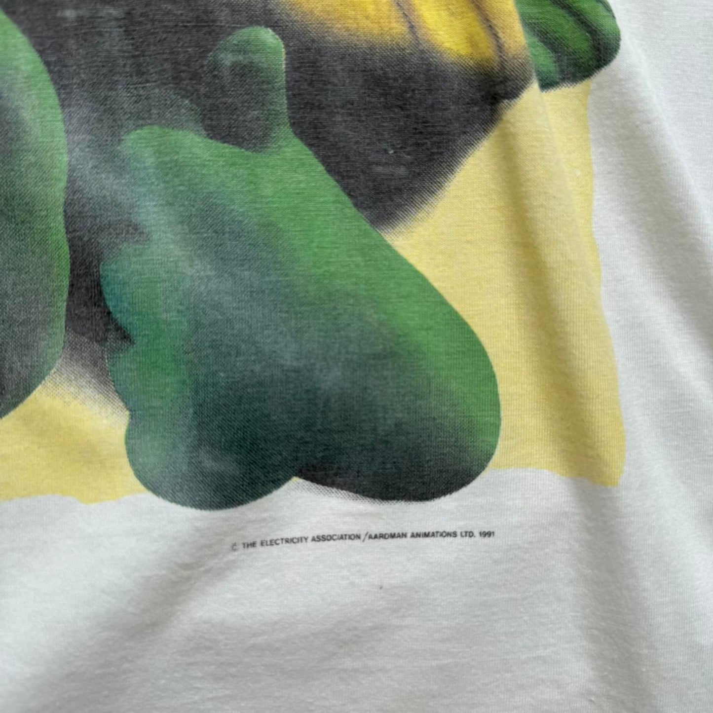 Vintage 90s Creature Comforts Easily Turn Off and Onable T-Shirt - X-Large