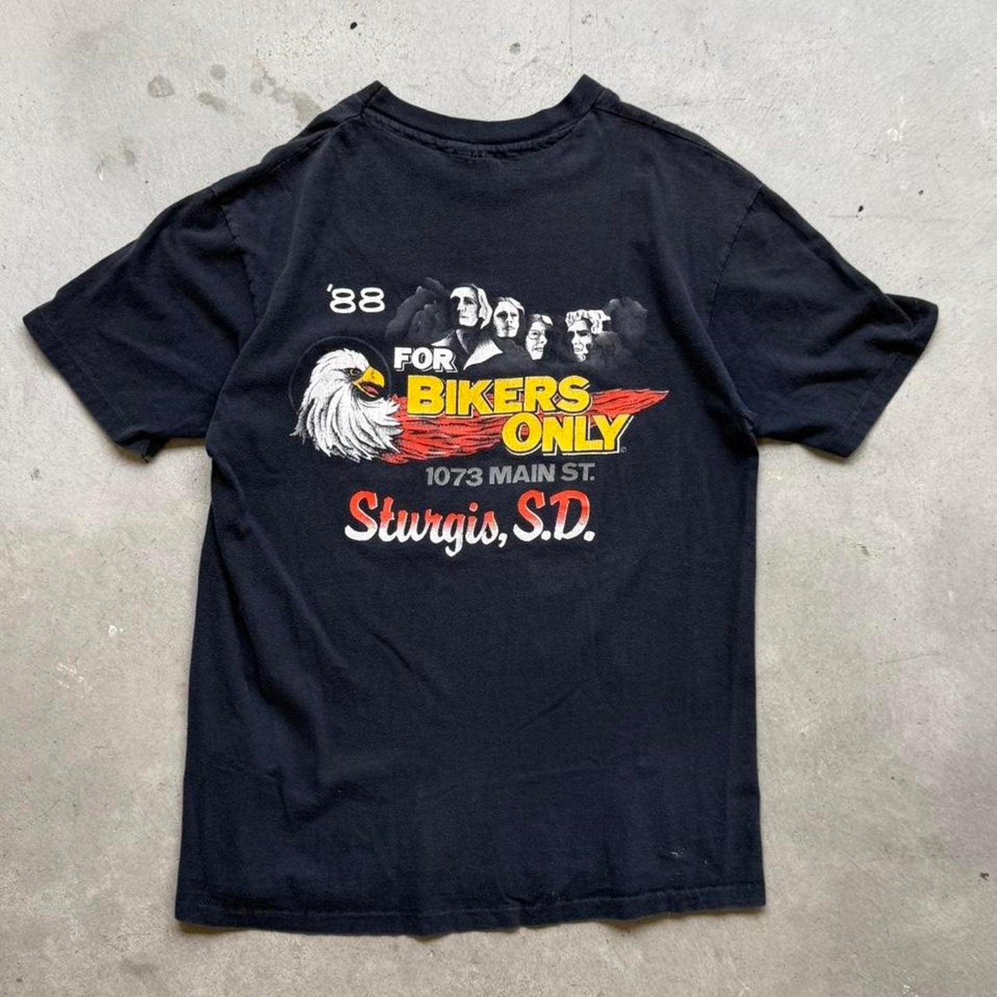 Vintage 1988 Black Hills Rally Bikers Monument Motorcycle T-Shirt - Large