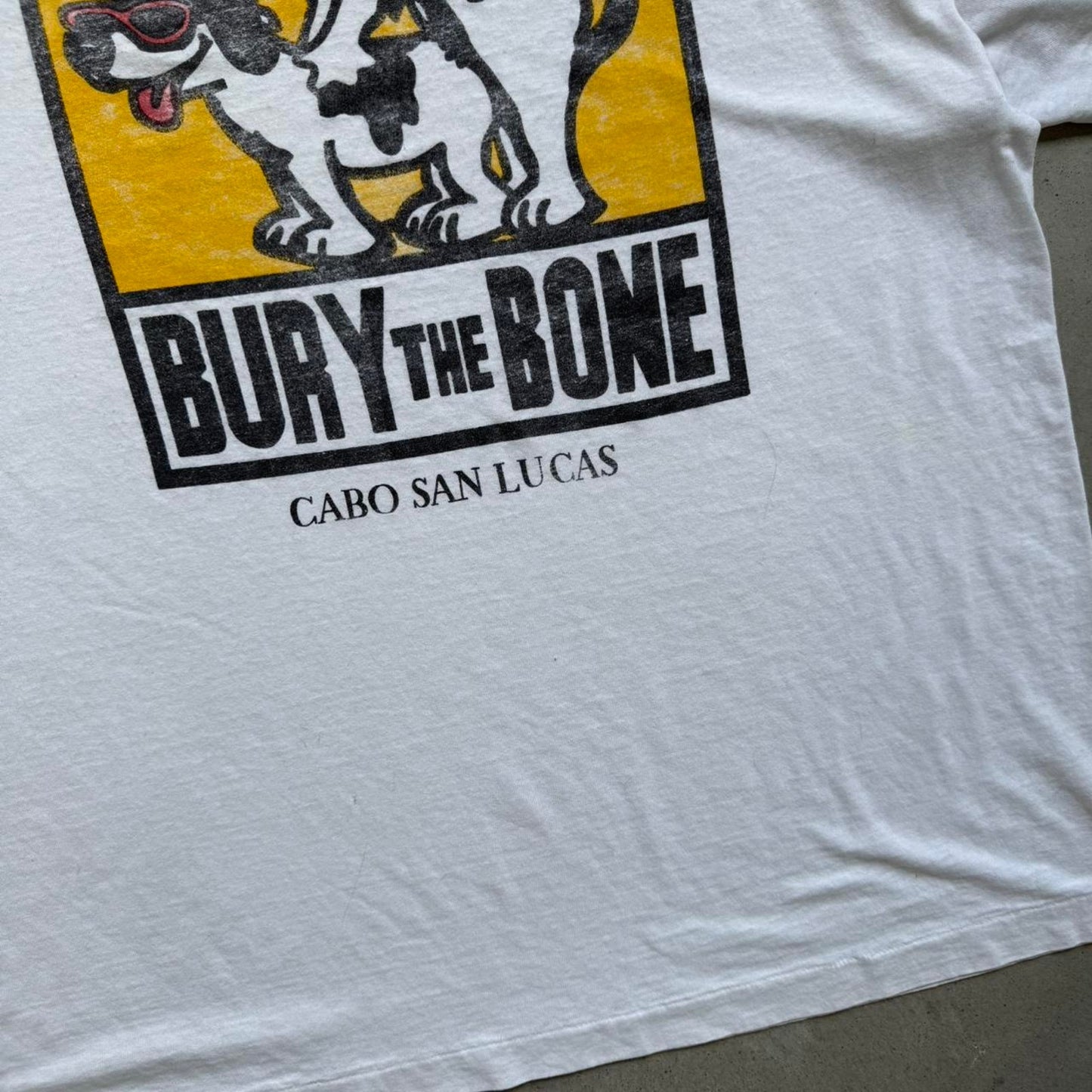 Vintage 90s Bury the Bone Cabo Cartoon Humor T-Shirt - X-Large