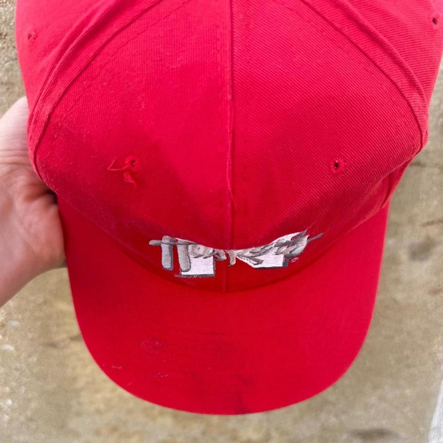 Vintage 90s Nebraska Huskers Embroidered Snapback