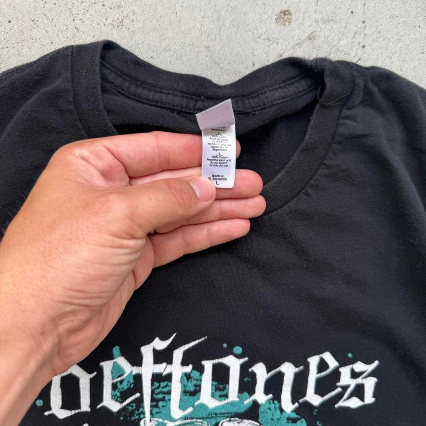 Vintage Deftones Skeleton Band T-Shirt - Large