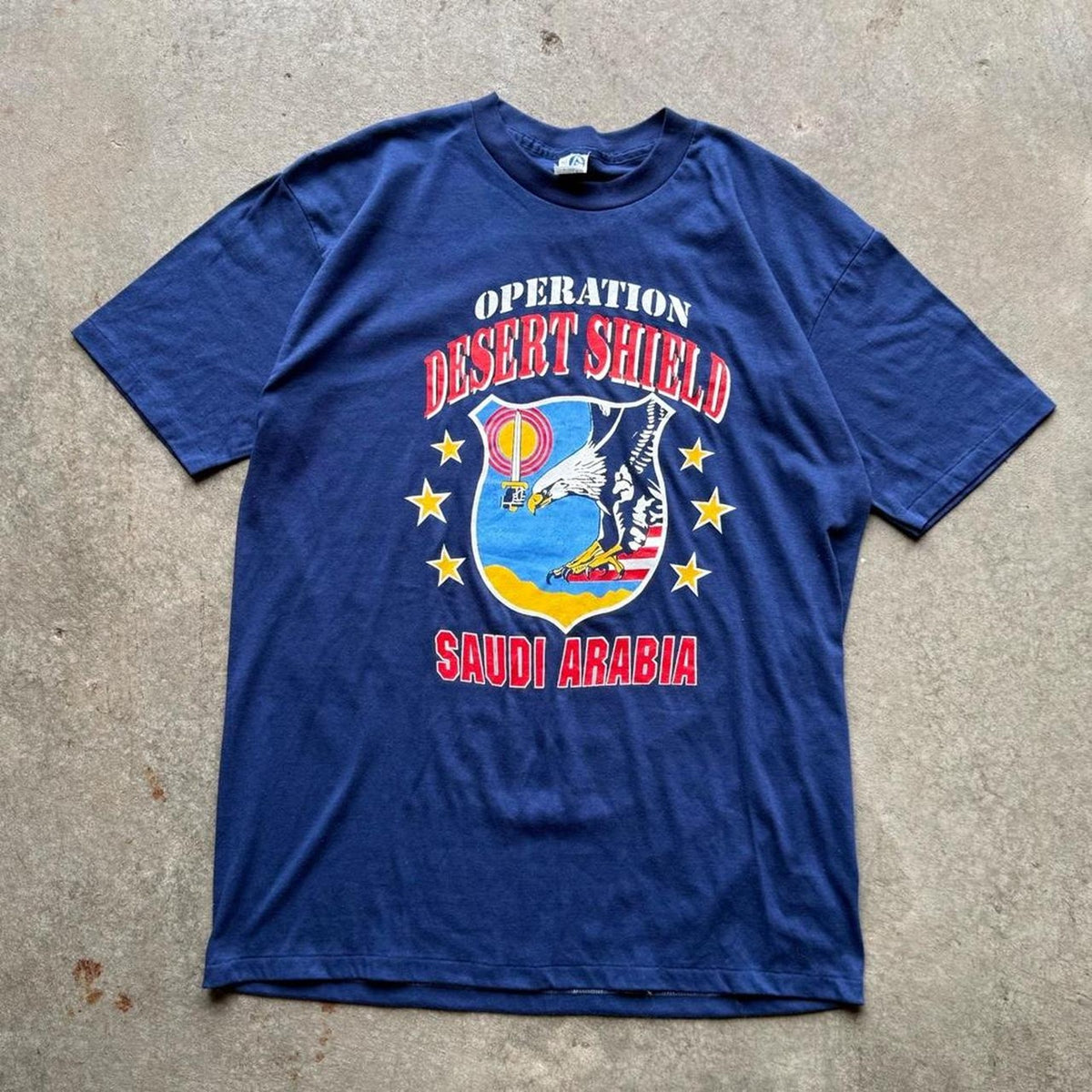 Vintage 90s Operation Desert Shield Saudi Arabia Military T-Shirt - Large