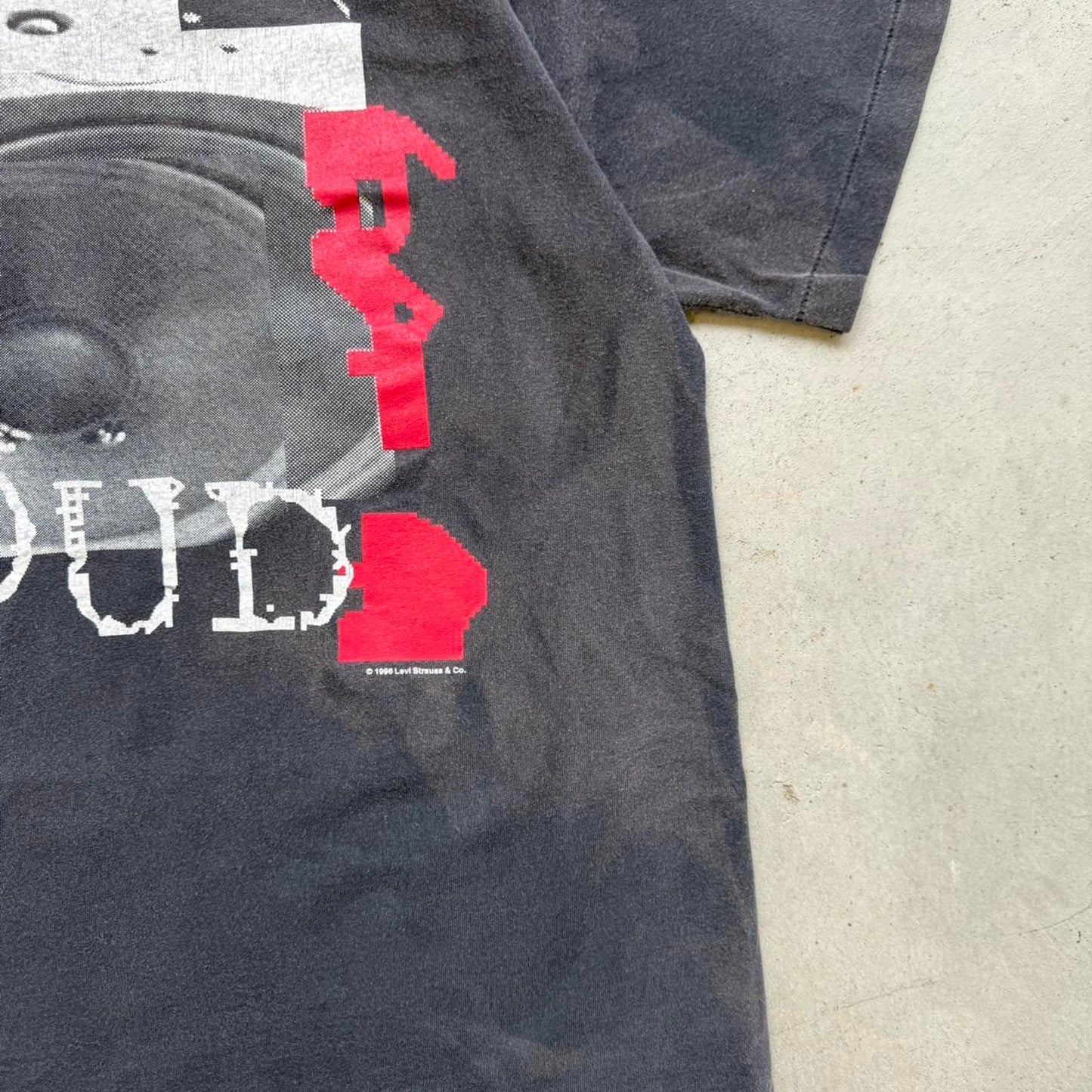 Vintage 90s Faded Black Levi’s I Am Loud T-Shirt - X-Large