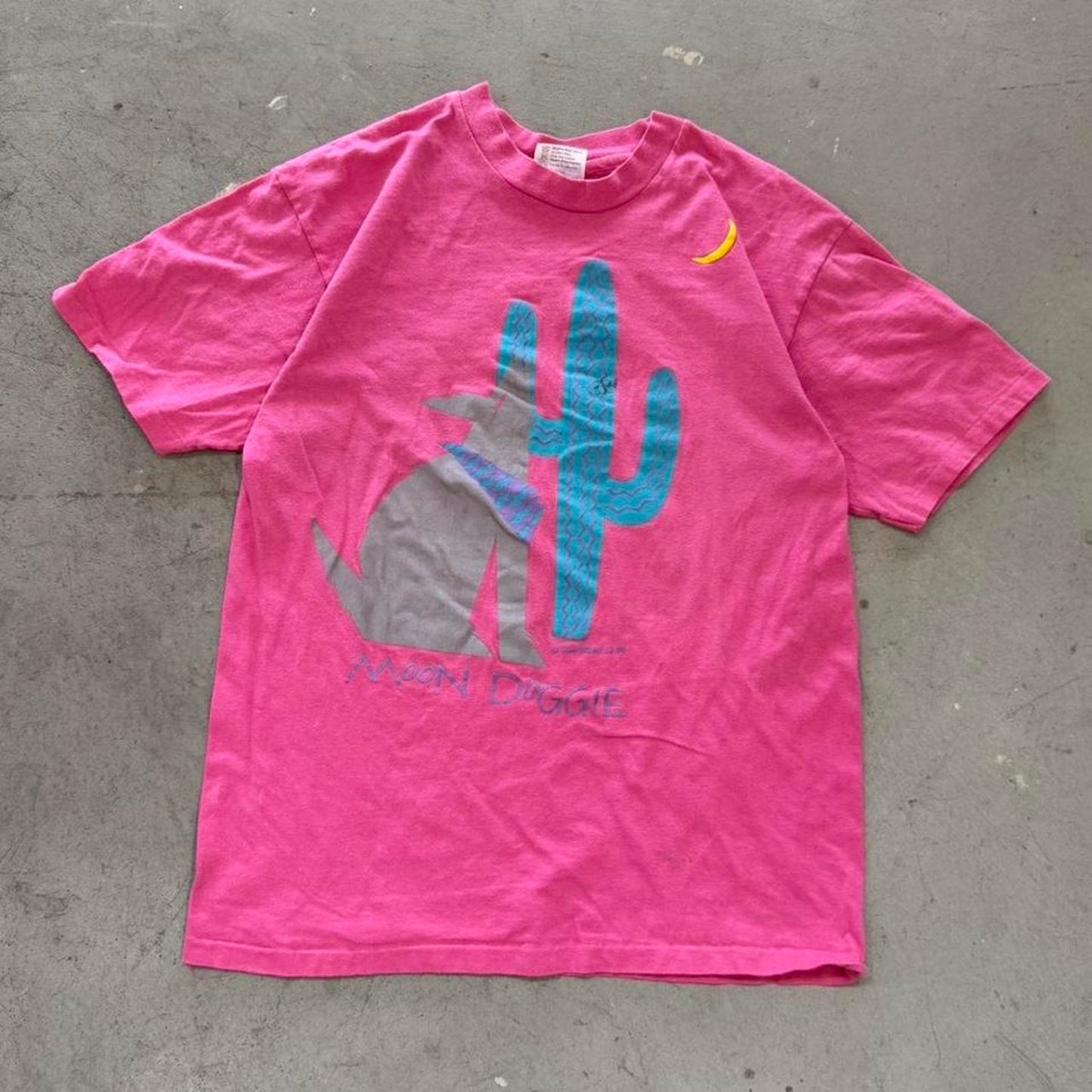Vintage 90s Art Wolf Cactus Desert T-Shirt - Large