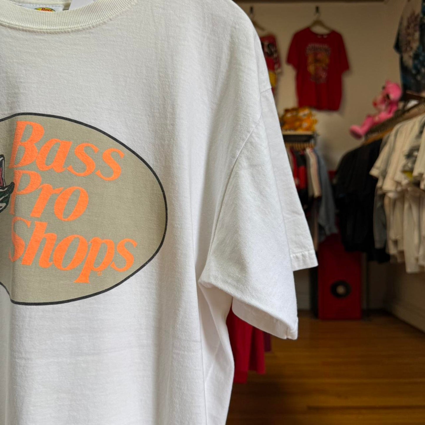 Vintage 90s Bass Pro Shops Animal T-Shirt
