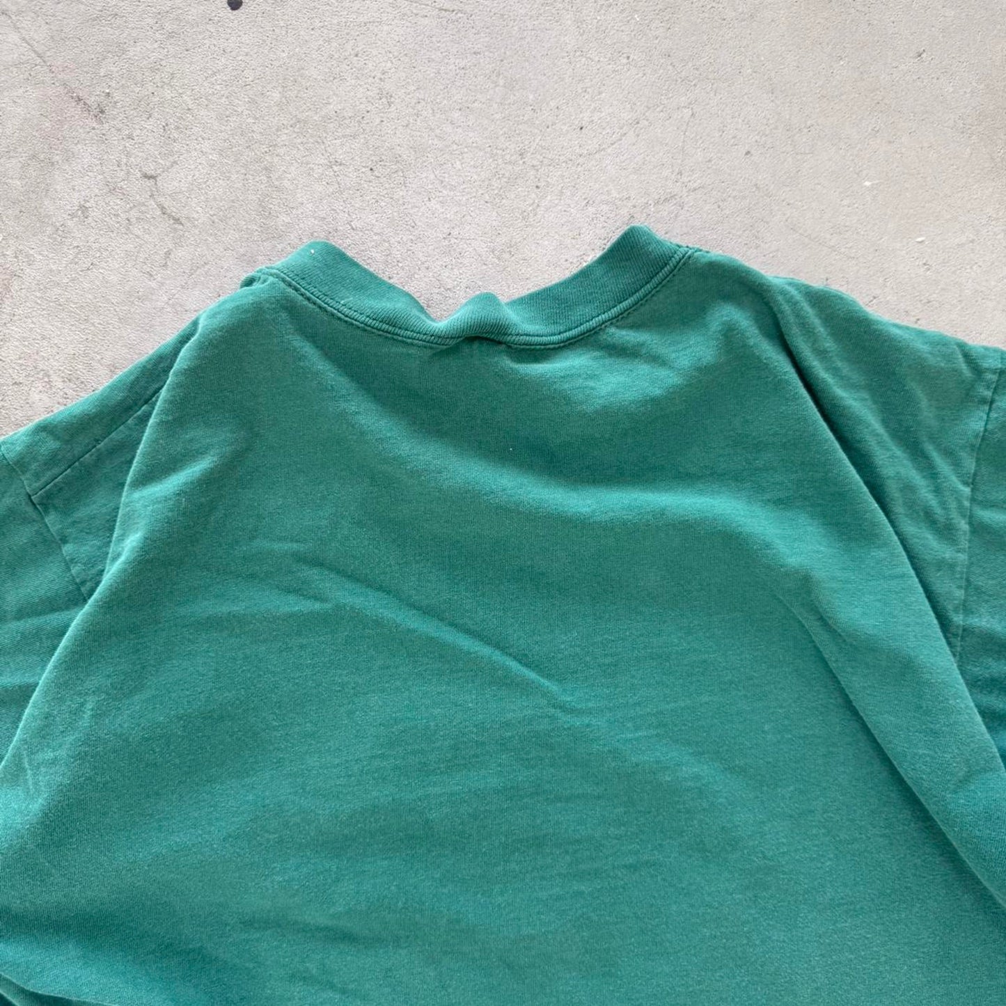 Vintage 90s Eagle Native American Faded T-Shirt - Large
