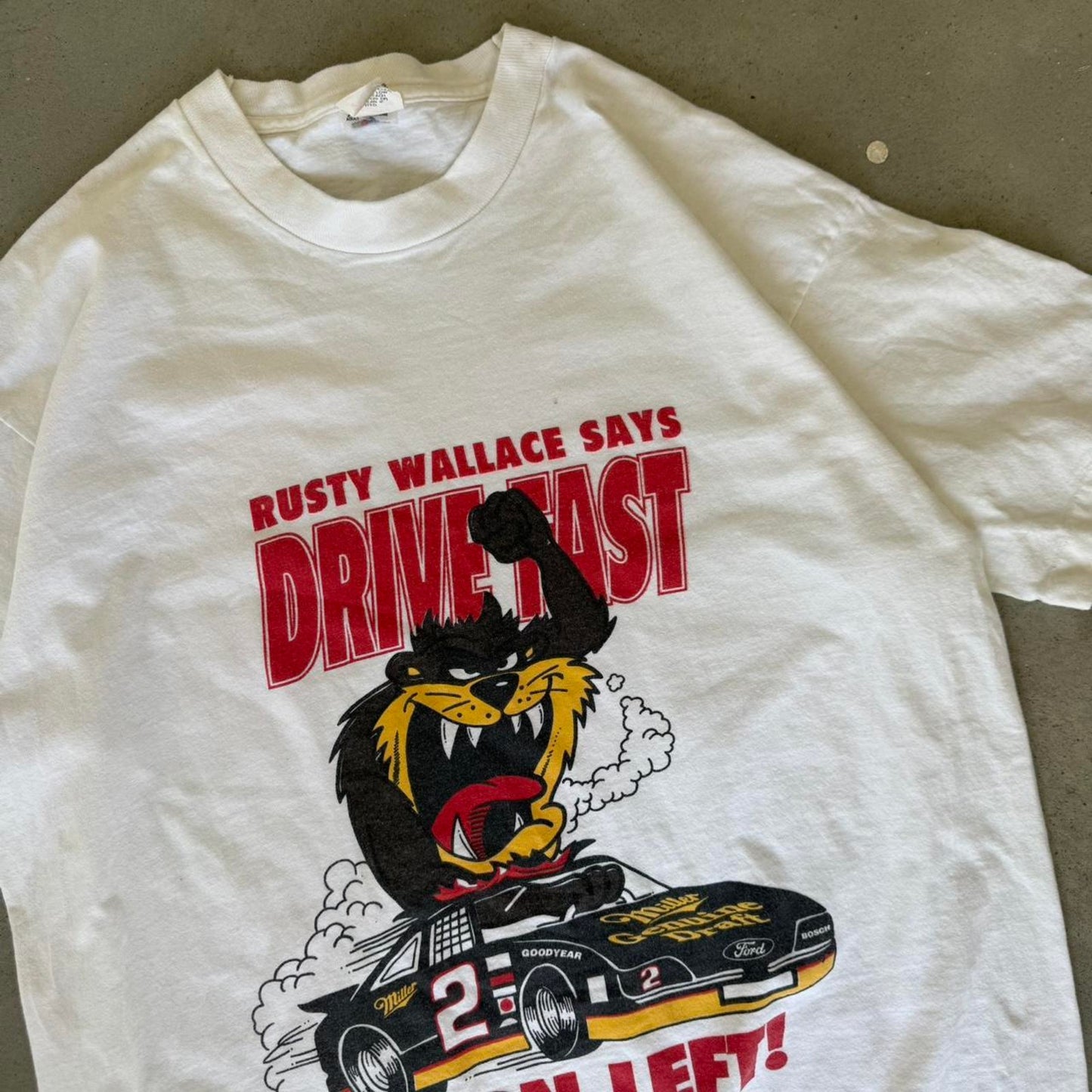 Vintage 90s Taz Rusty Wallace NASCAR Racing T-Shirt - X-Large