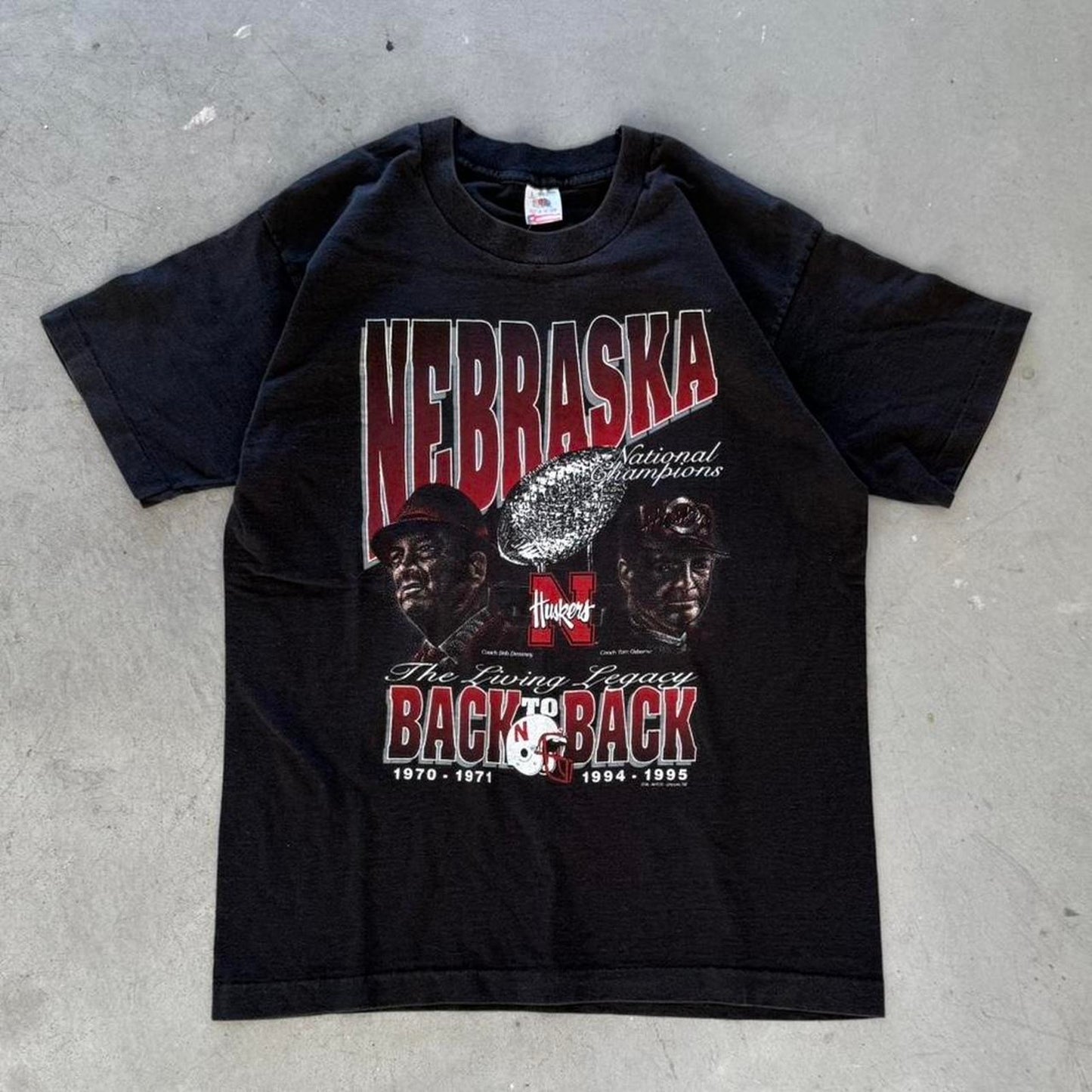 Vintage 90s Nebraska Huskers Back to Back National Champions Trophy T-Shirt - Large