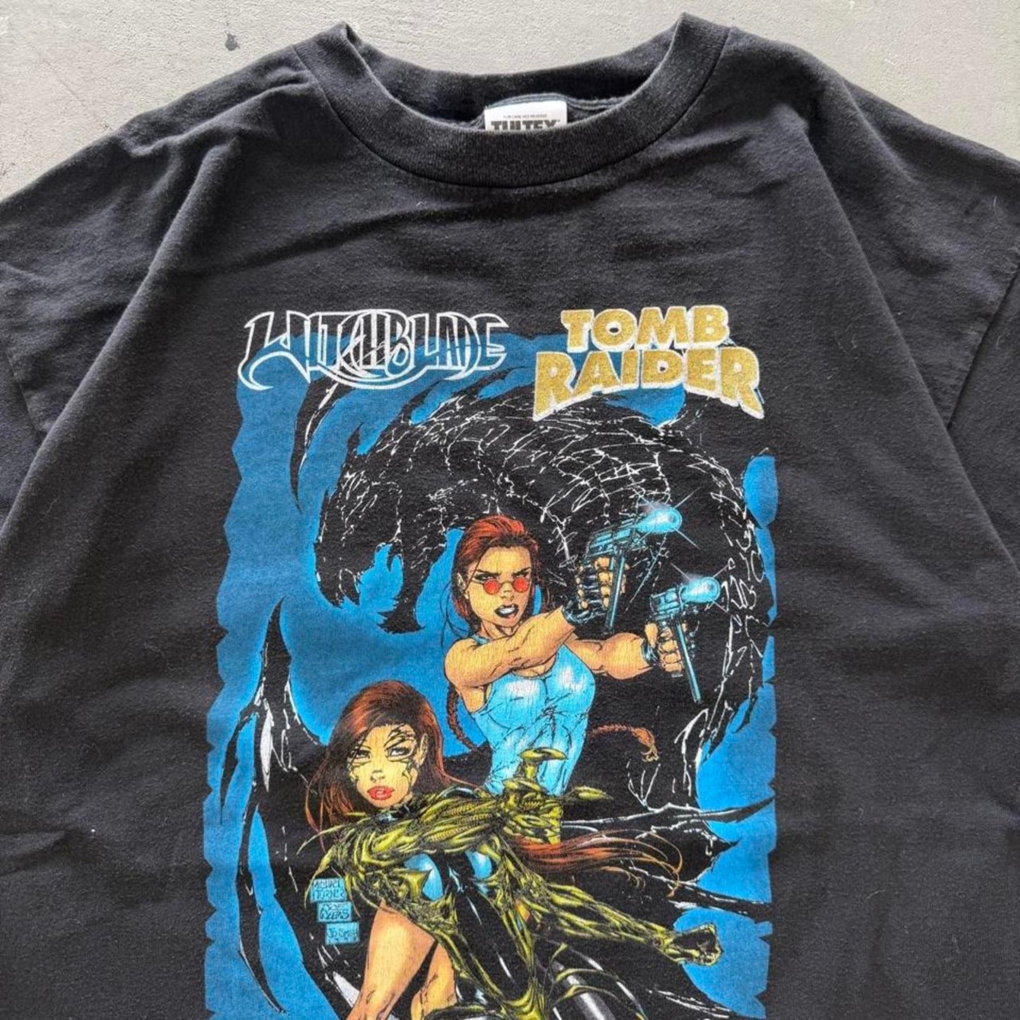 Vintage 90s Tomb Raider Witchblade Comic T-Shirt - X-Large