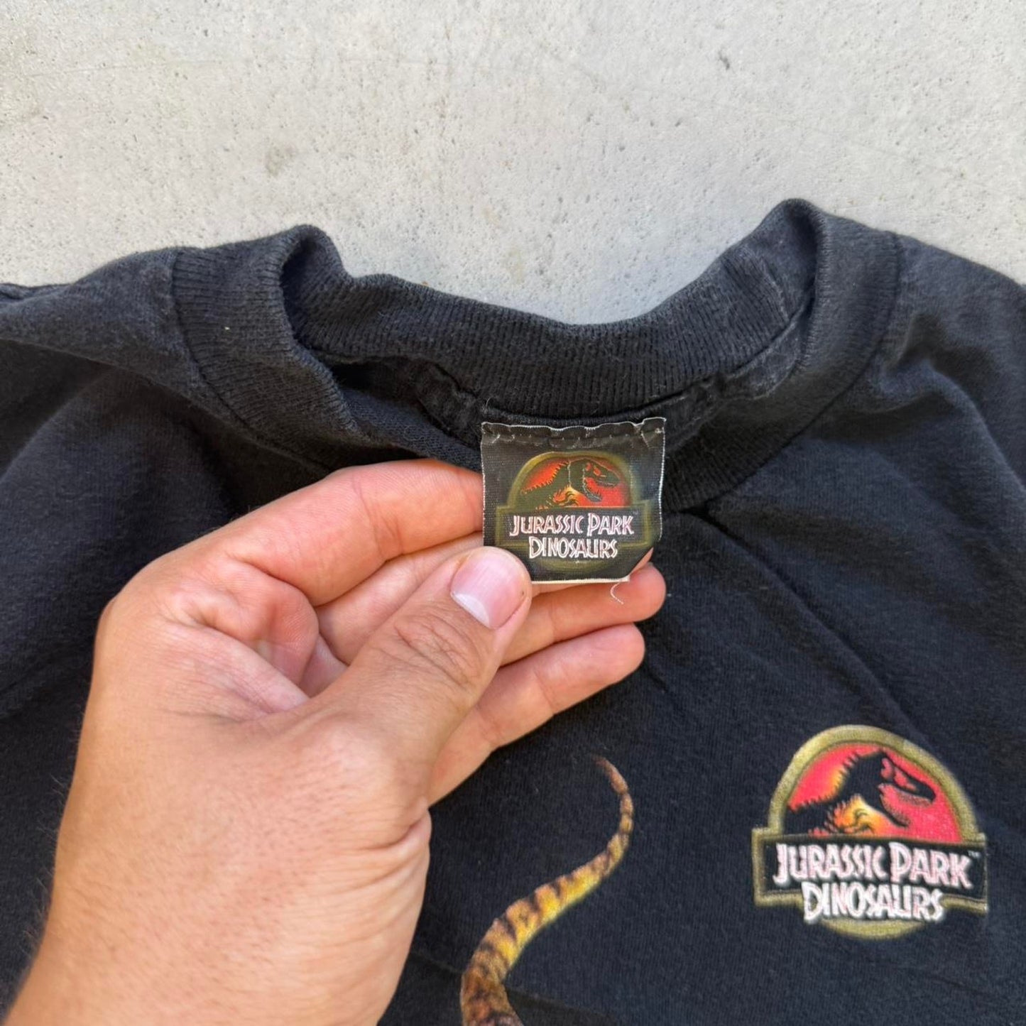 Vintage 90s Jurassic Park Velociraptor Dinosaur T-Shirt  - Kids Small